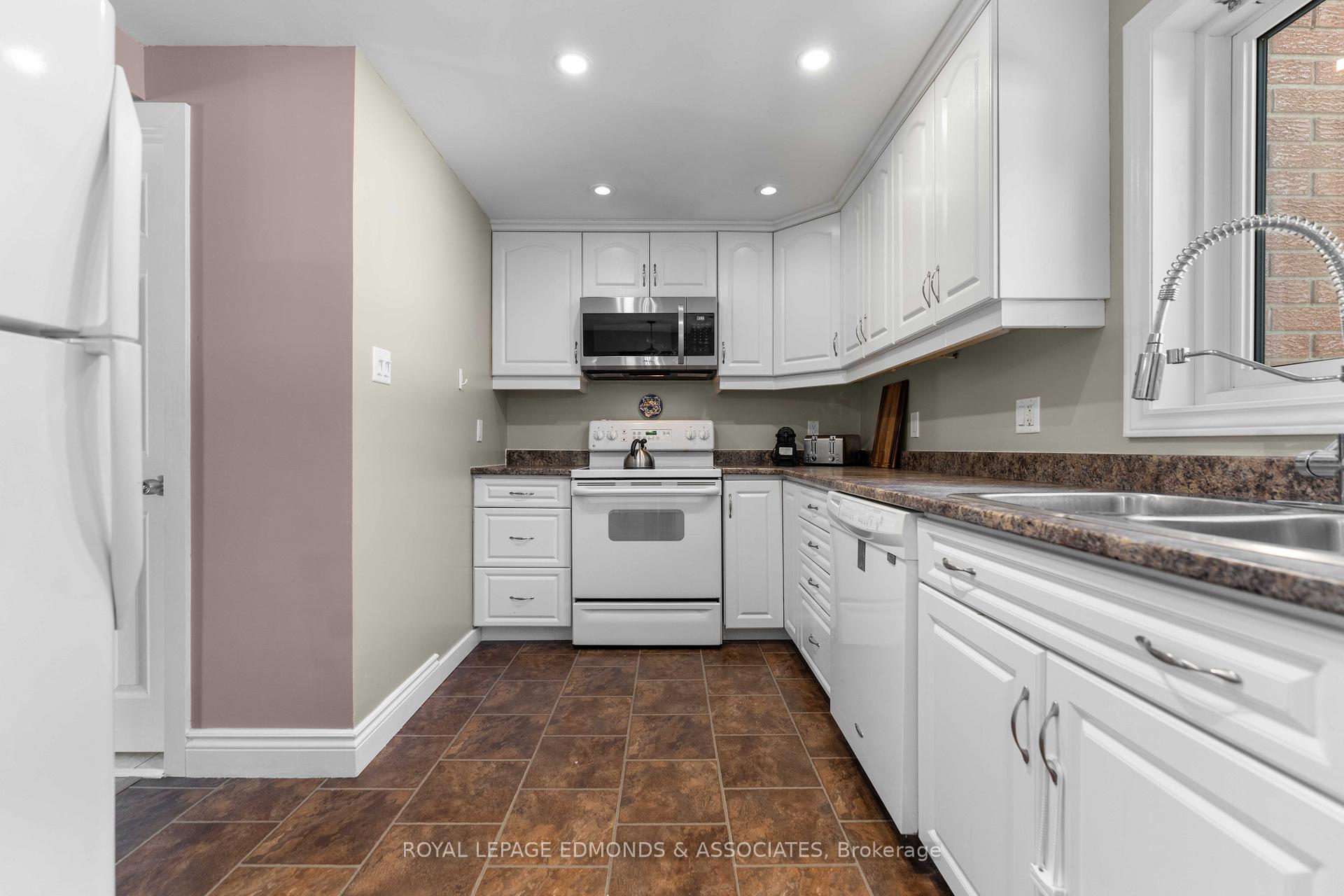 Photo 12 of 33A Hillcrest Avenue, Deep River — HOMEH