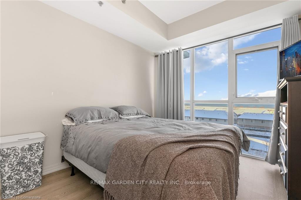 Photo 14 of Unit 408, 560 North Service Road, Grimsby, Grimsby Beach — HOMEH