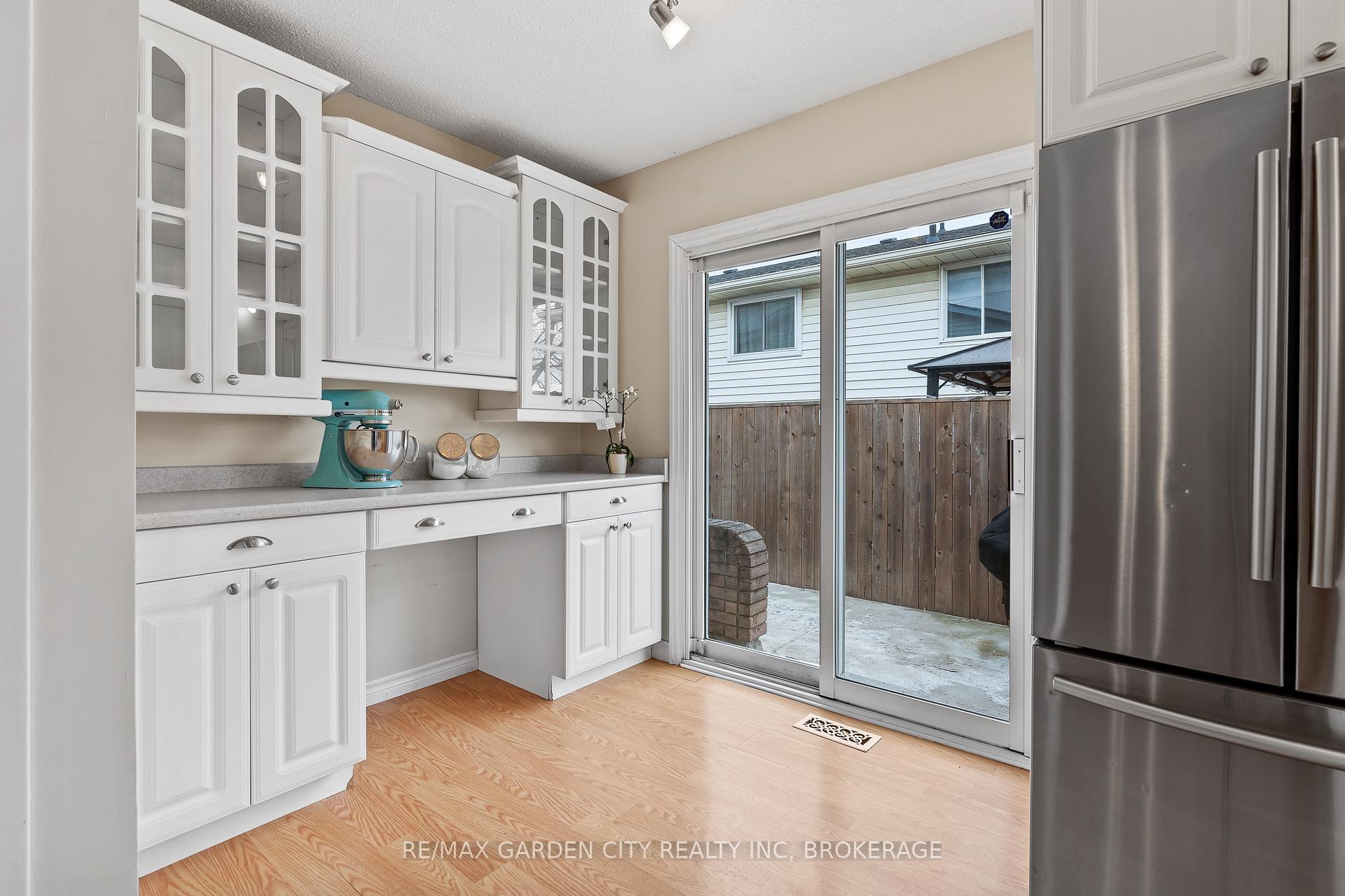 Photo 27 of 51 Autumn Place, St. Catharines, Secord Woods — HOMEH