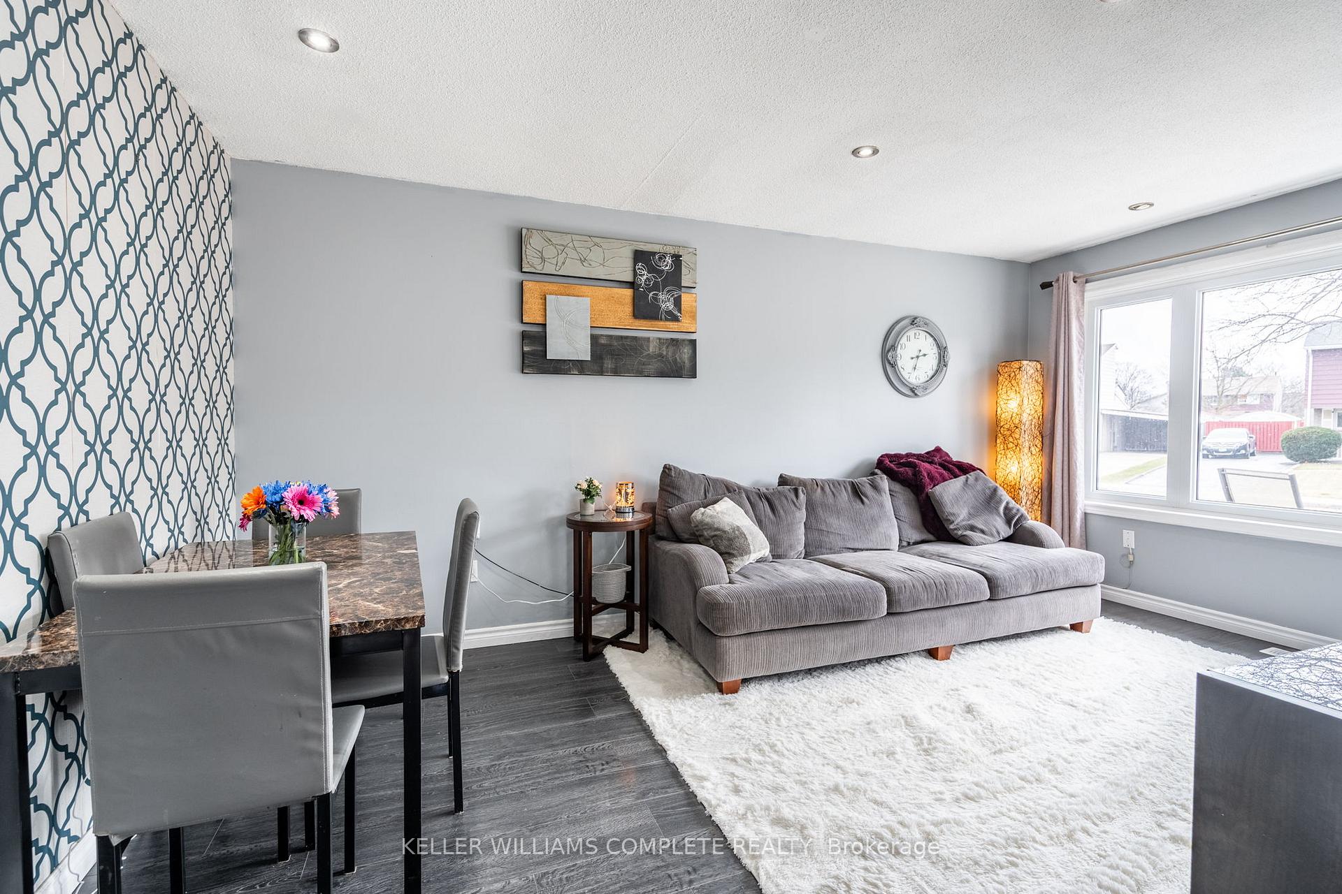 Photo 13 of 47 Locheed Drive, Hamilton, Lisgar — HOMEH