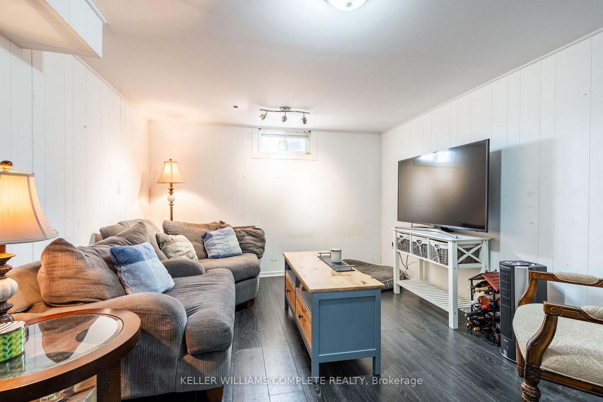 Photo 31 of 47 Locheed Drive, Hamilton, Lisgar — HOMEH