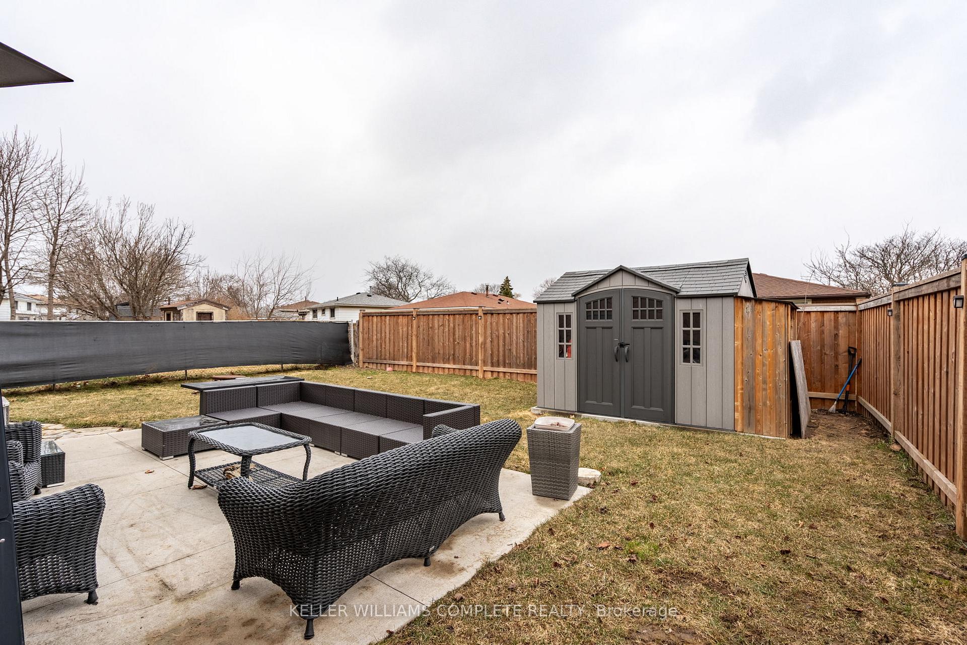 Photo 39 of 47 Locheed Drive, Hamilton, Lisgar — HOMEH