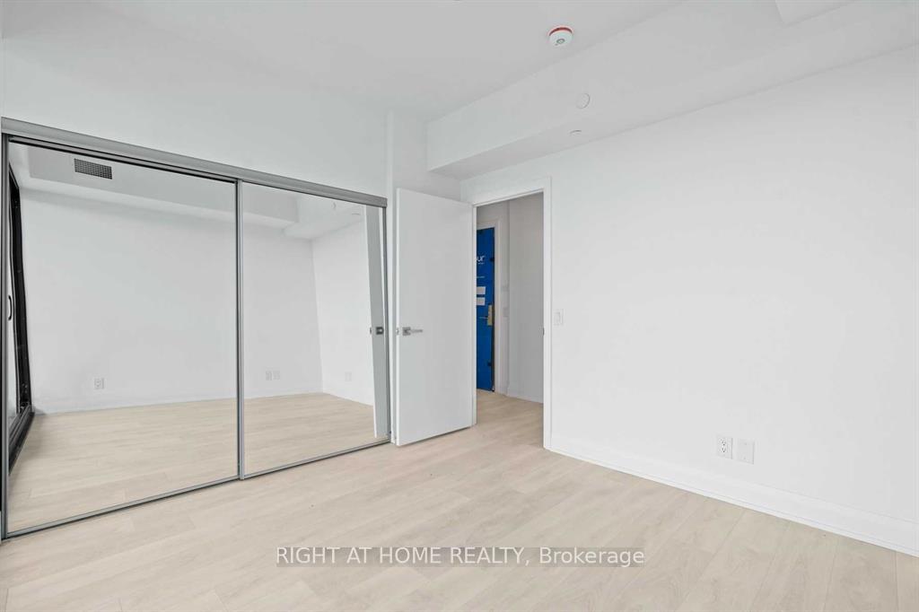 Photo 13 of Unit 913, 33 Frederick Todd Way, Toronto, Thorncliffe Park — HOMEH