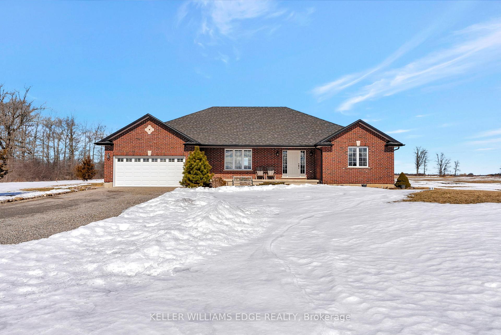 Photo 3 of 949 Highland Road E, Hamilton, Rural Stoney Creek — HOMEH