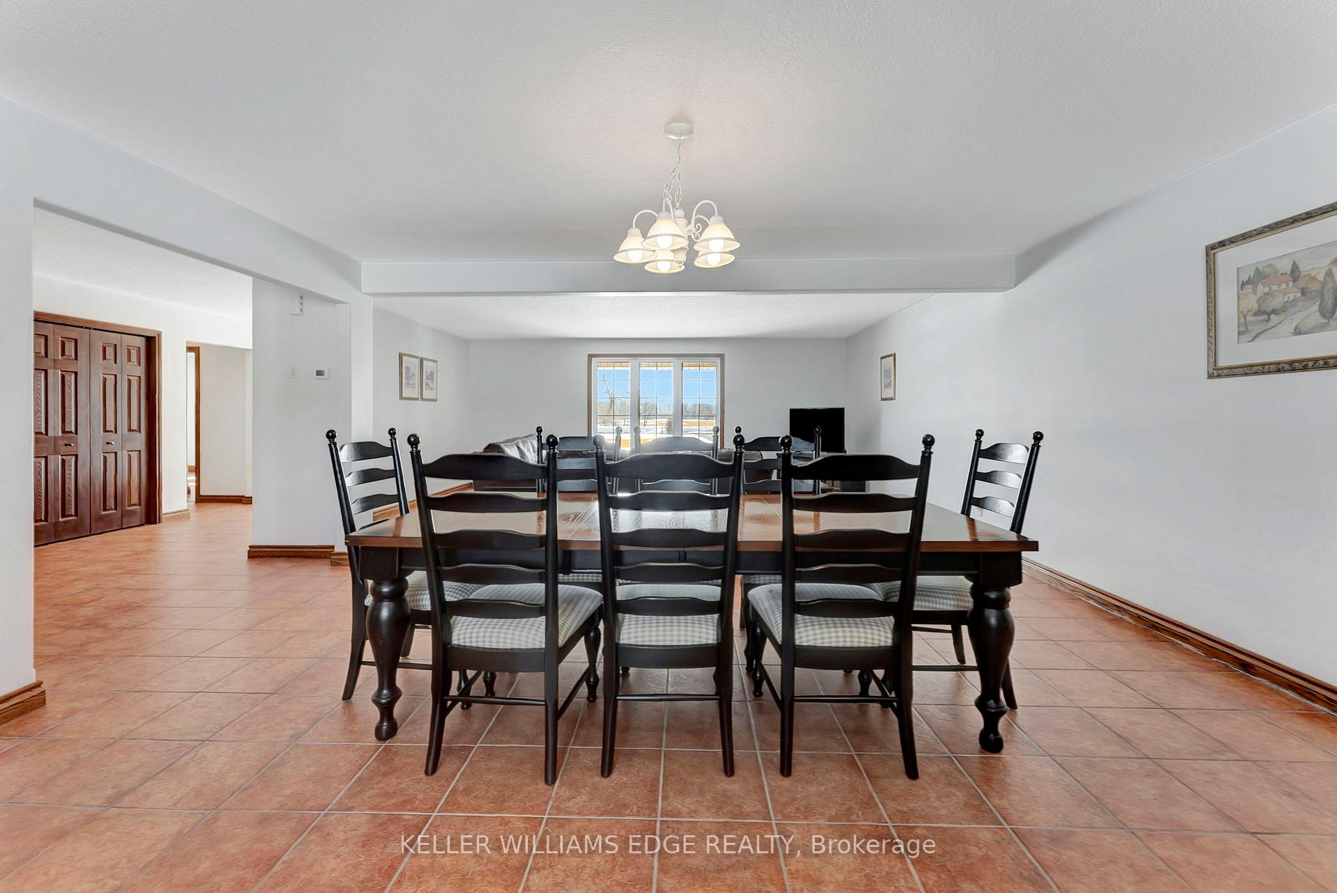 Photo 9 of 949 Highland Road E, Hamilton, Rural Stoney Creek — HOMEH