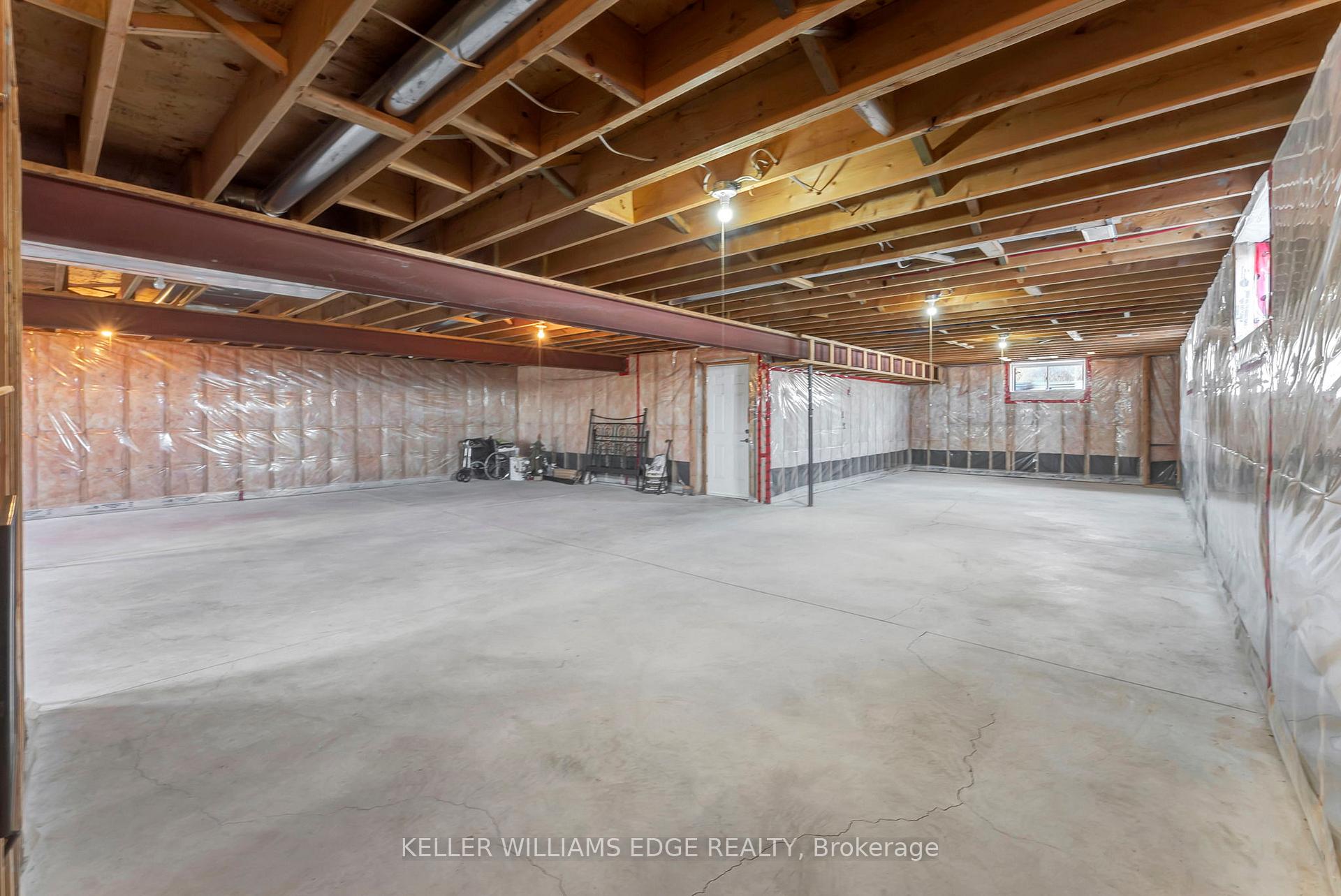 Photo 25 of 949 Highland Road E, Hamilton, Rural Stoney Creek — HOMEH