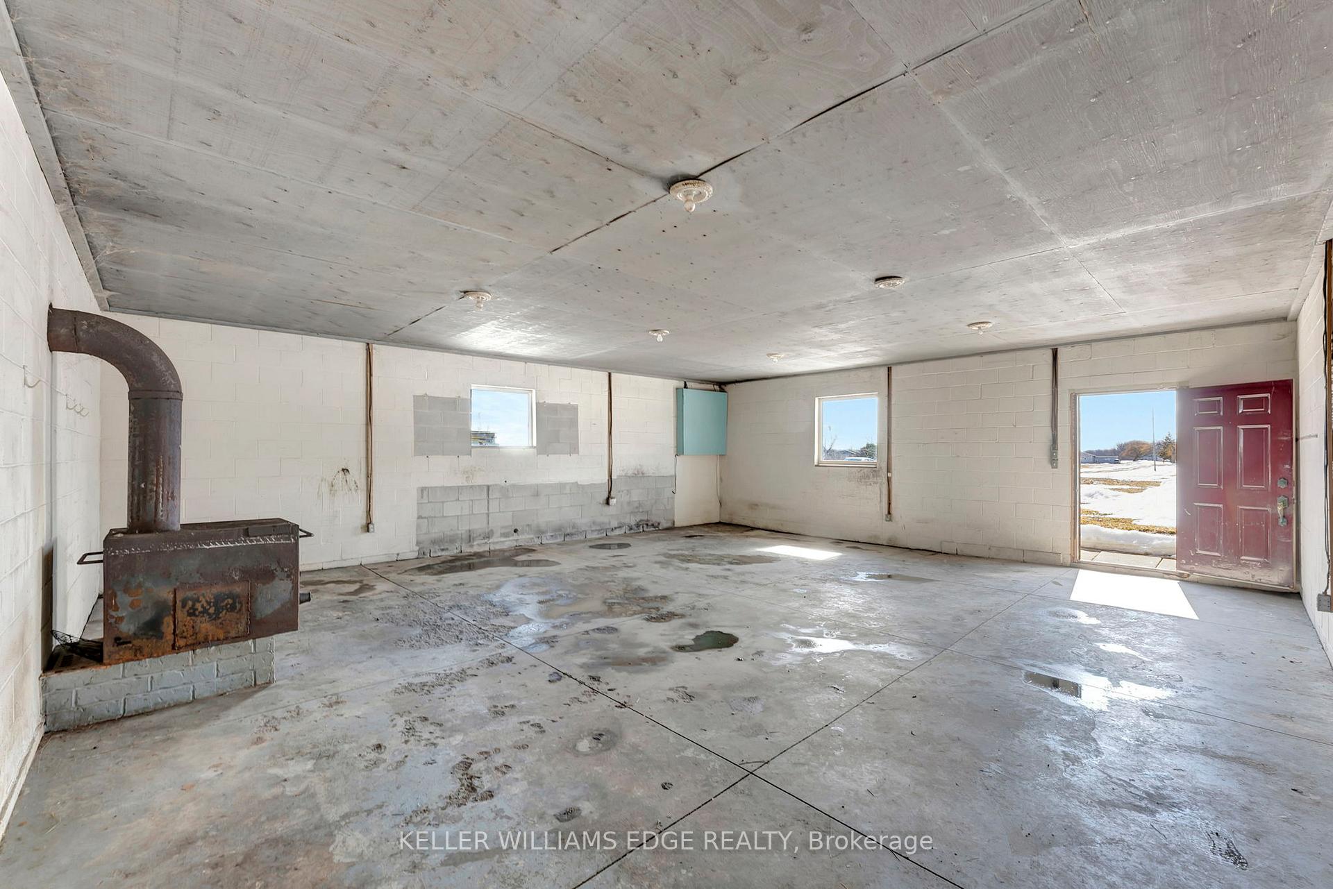 Photo 36 of 949 Highland Road E, Hamilton, Rural Stoney Creek — HOMEH