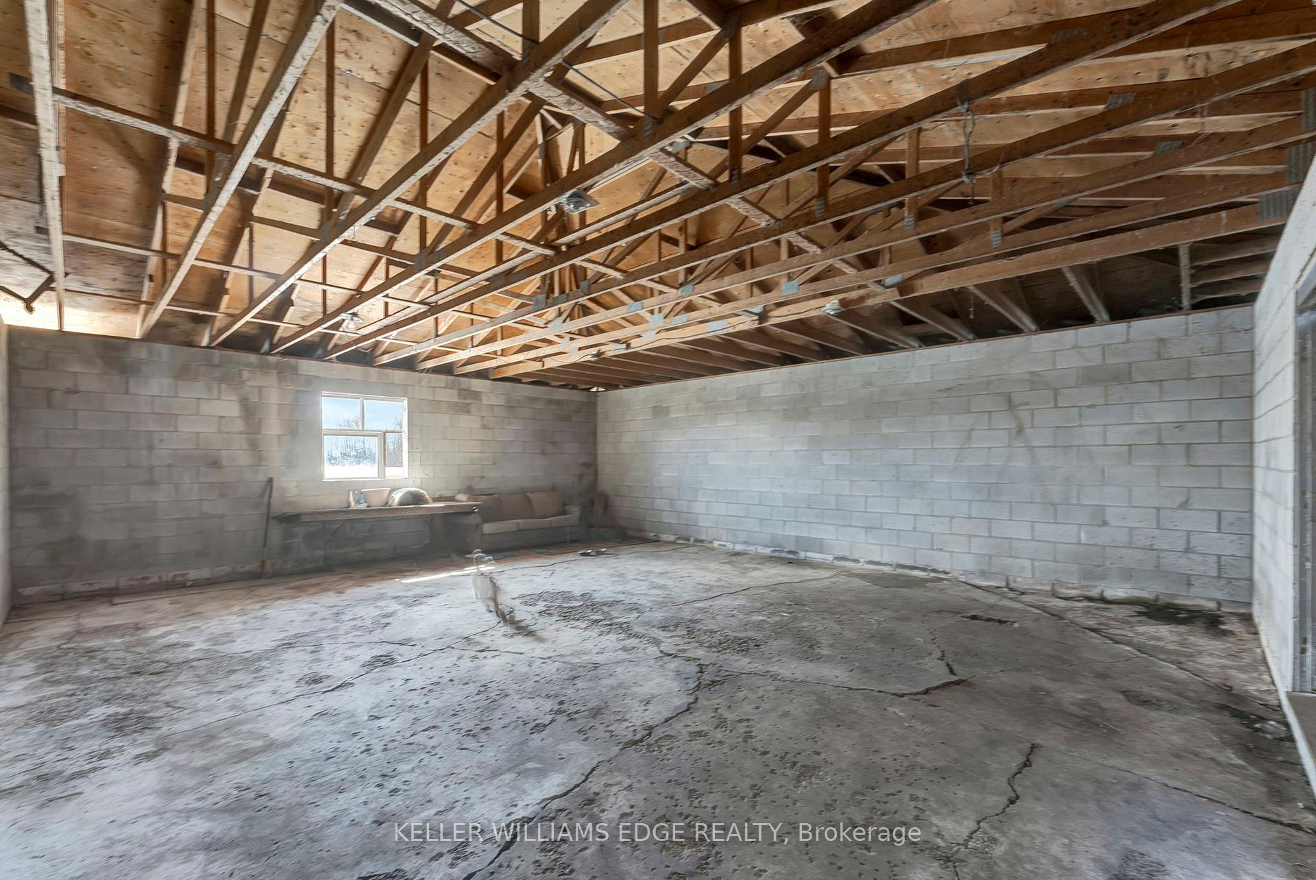 Photo 38 of 949 Highland Road E, Hamilton, Rural Stoney Creek — HOMEH