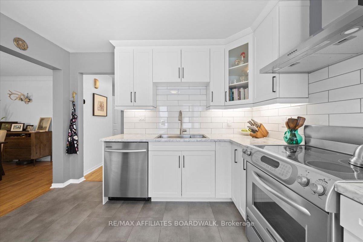 Photo 11 of 320 Liard Street, Ottawa, Stittsville (South) — HOMEH