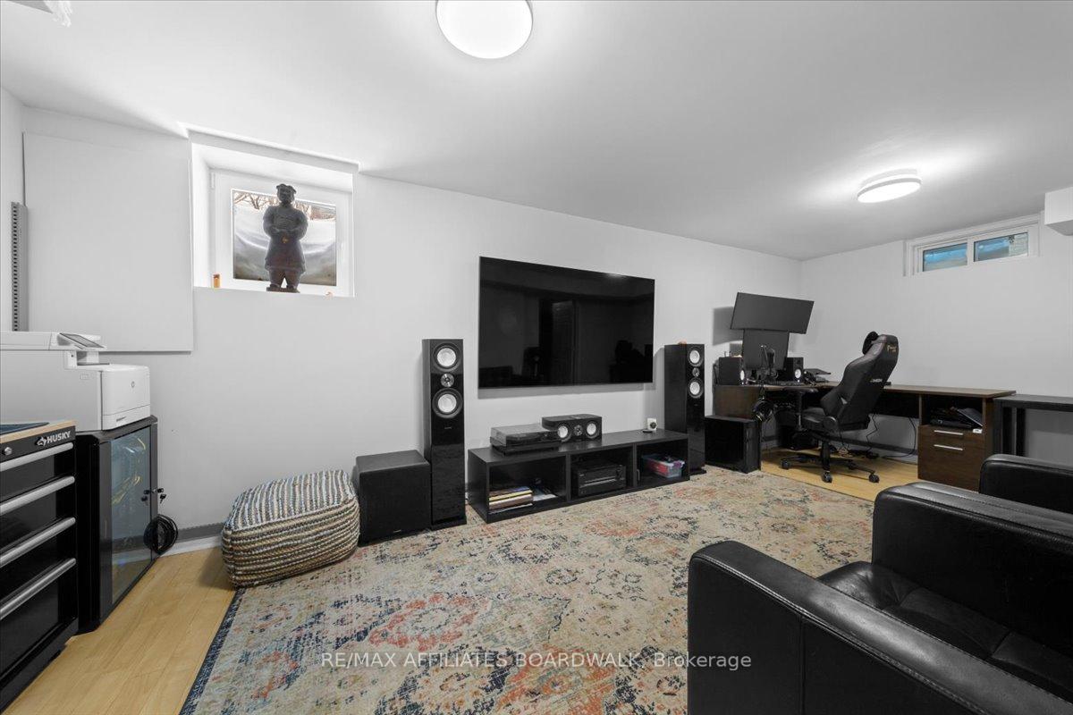 Photo 35 of 320 Liard Street, Ottawa, Stittsville (South) — HOMEH