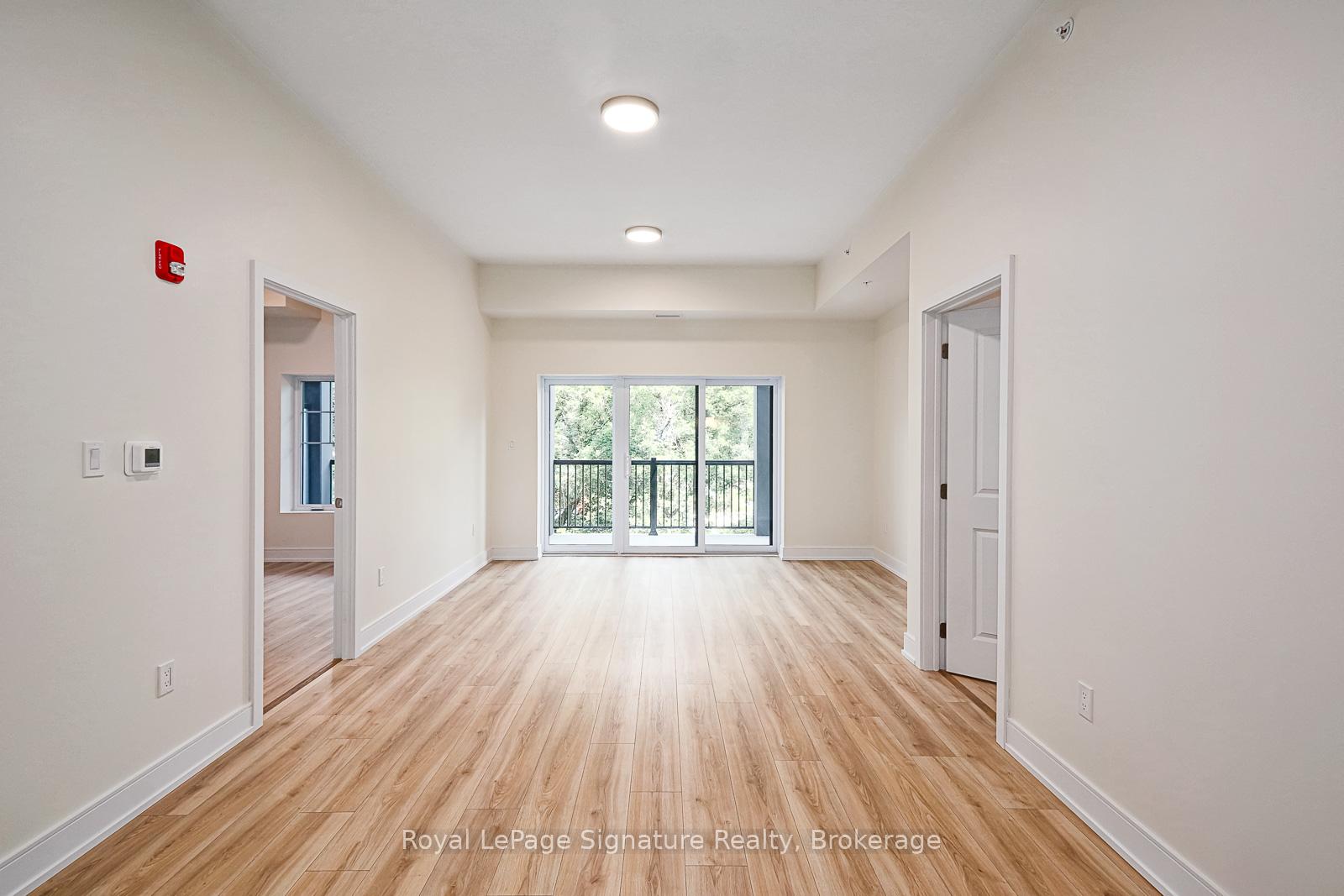 Photo 3 of Unit 208, 121 Mary Street, Clearview, Creemore — HOMEH