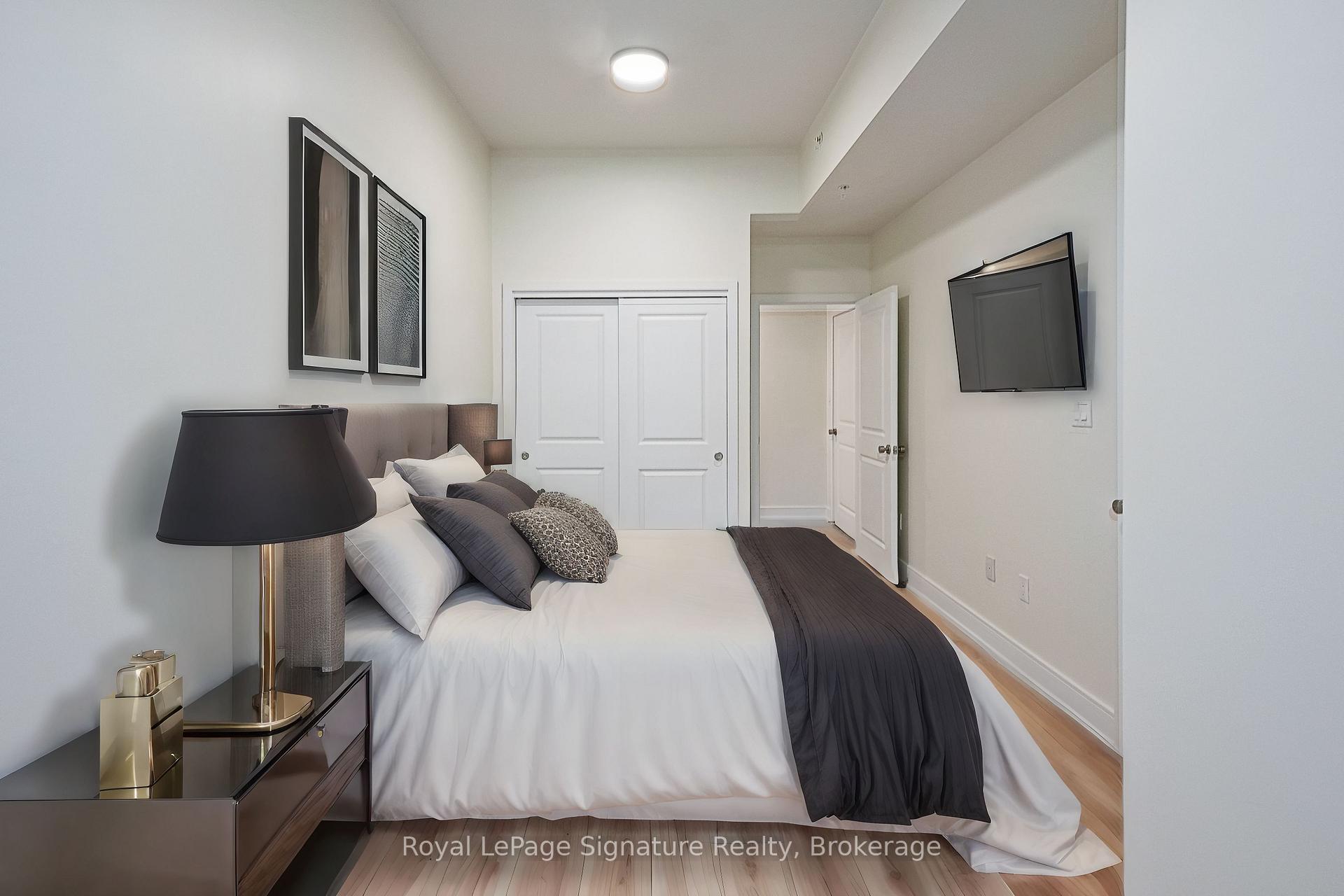 Photo 17 of Unit 208, 121 Mary Street, Clearview, Creemore — HOMEH