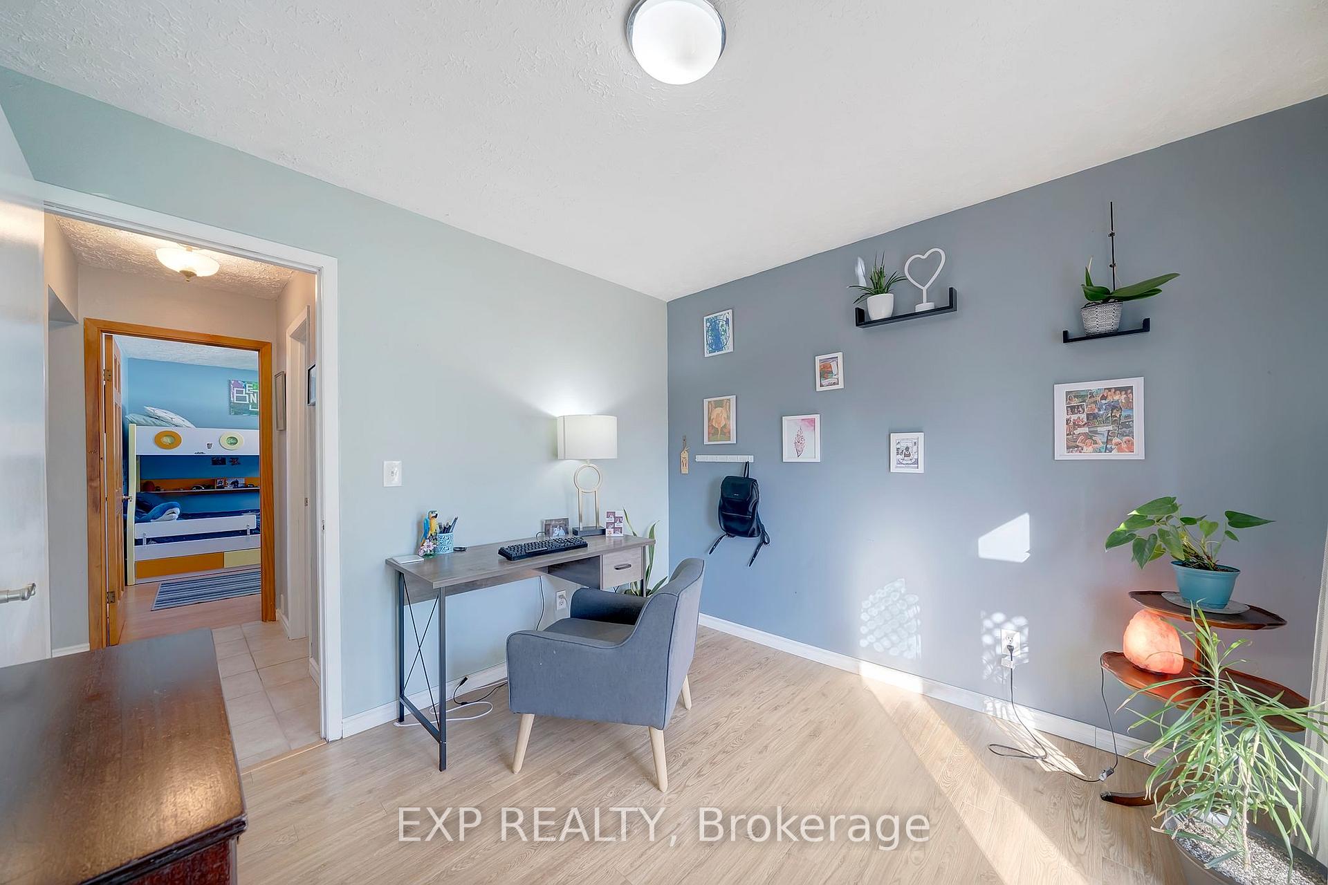 Photo 20 of 4 Dunn Street, St. Catharines, Burleigh Hill — HOMEH