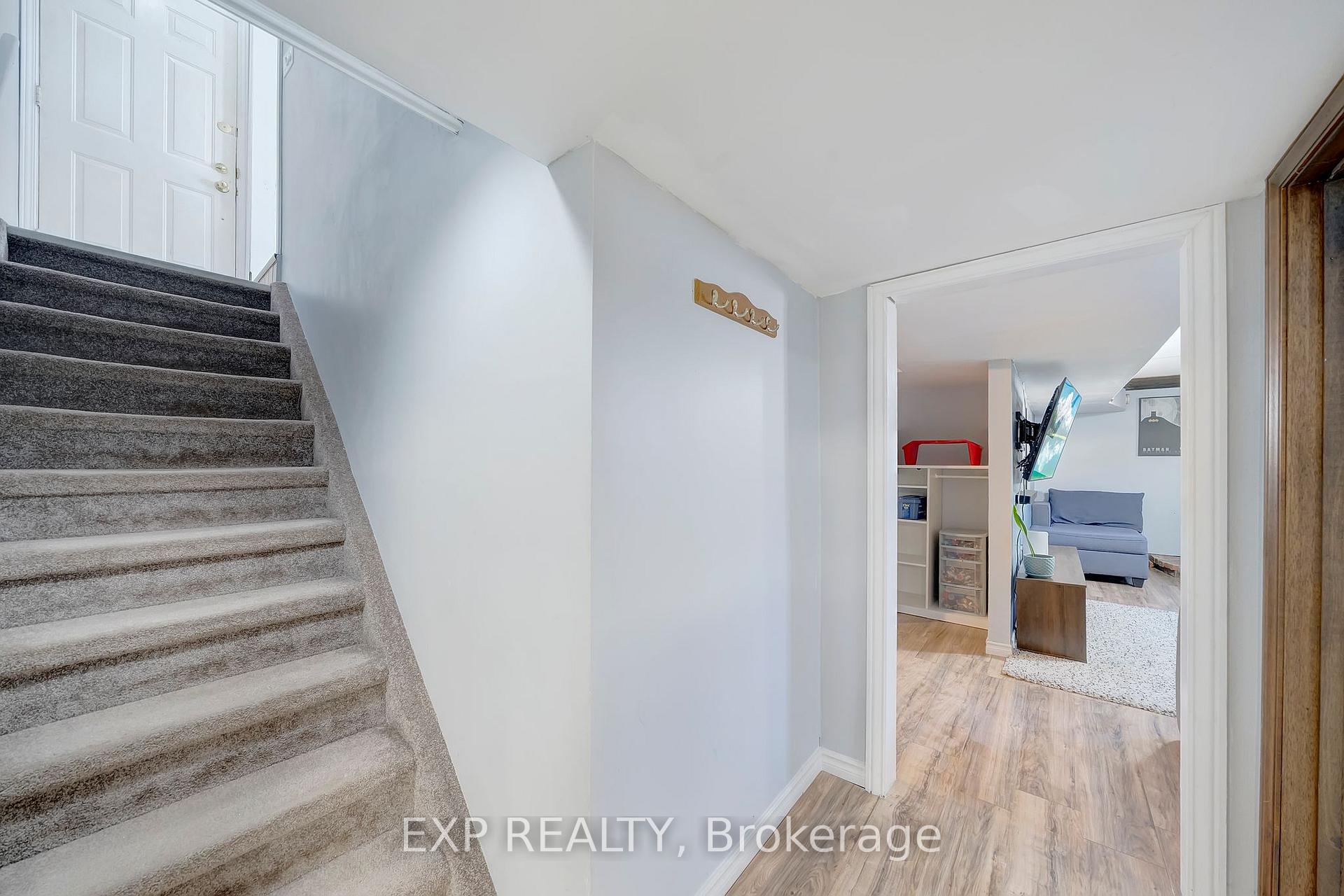 Photo 24 of 4 Dunn Street, St. Catharines, Burleigh Hill — HOMEH