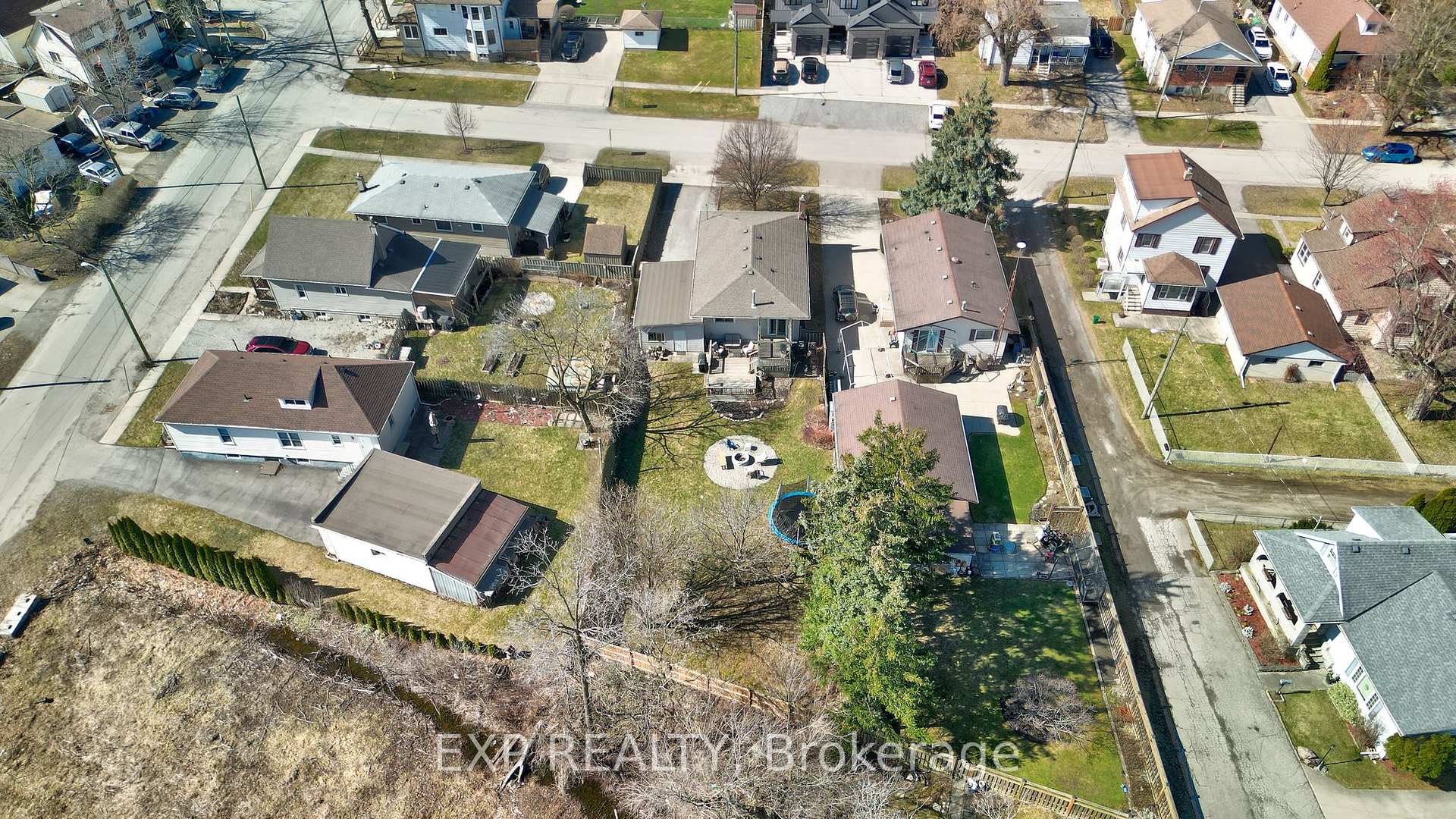 Photo 36 of 4 Dunn Street, St. Catharines, Burleigh Hill — HOMEH