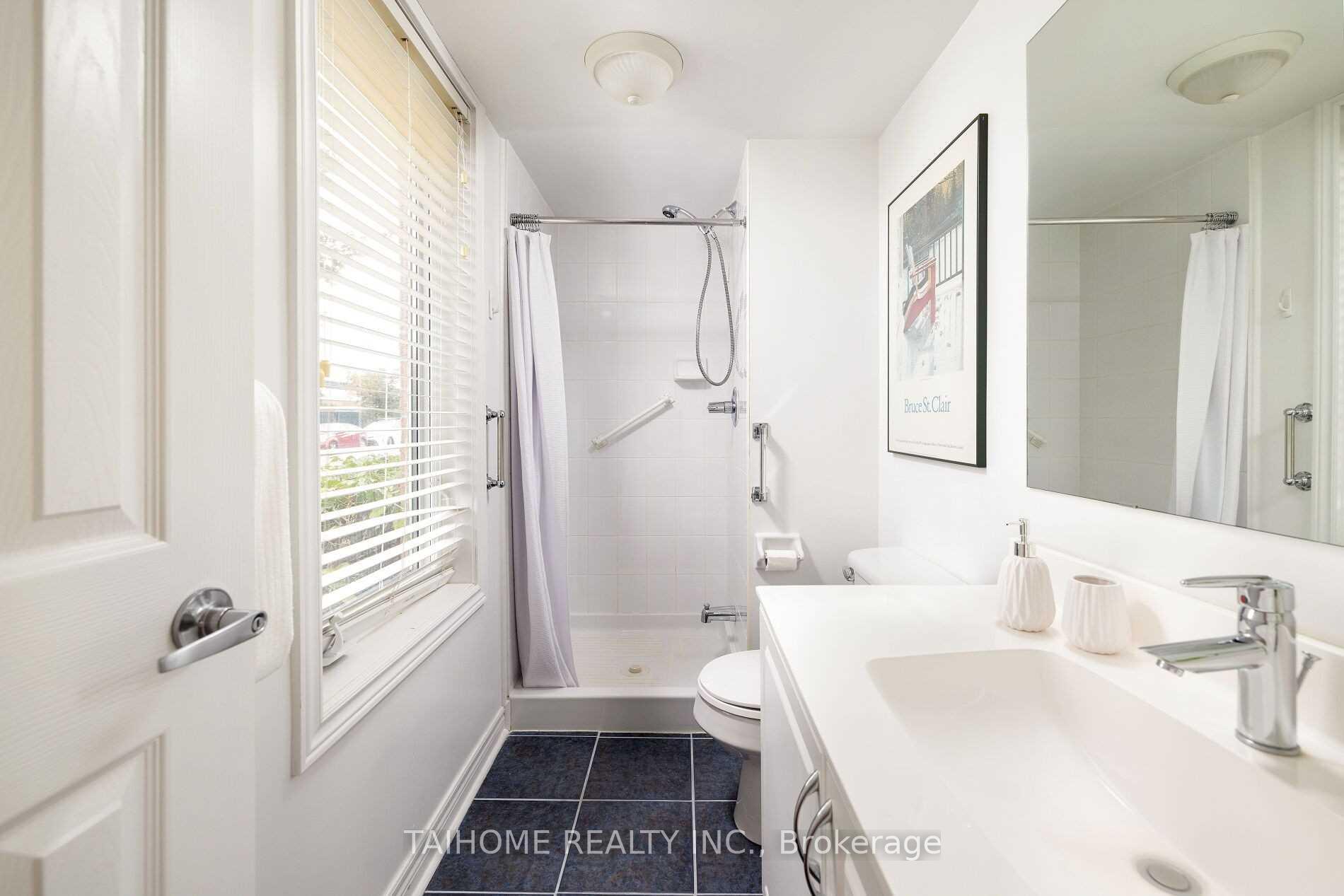 Photo 13 of Unit 102, 132 Aerodrome Crescent, Toronto, Thorncliffe Park — HOMEH