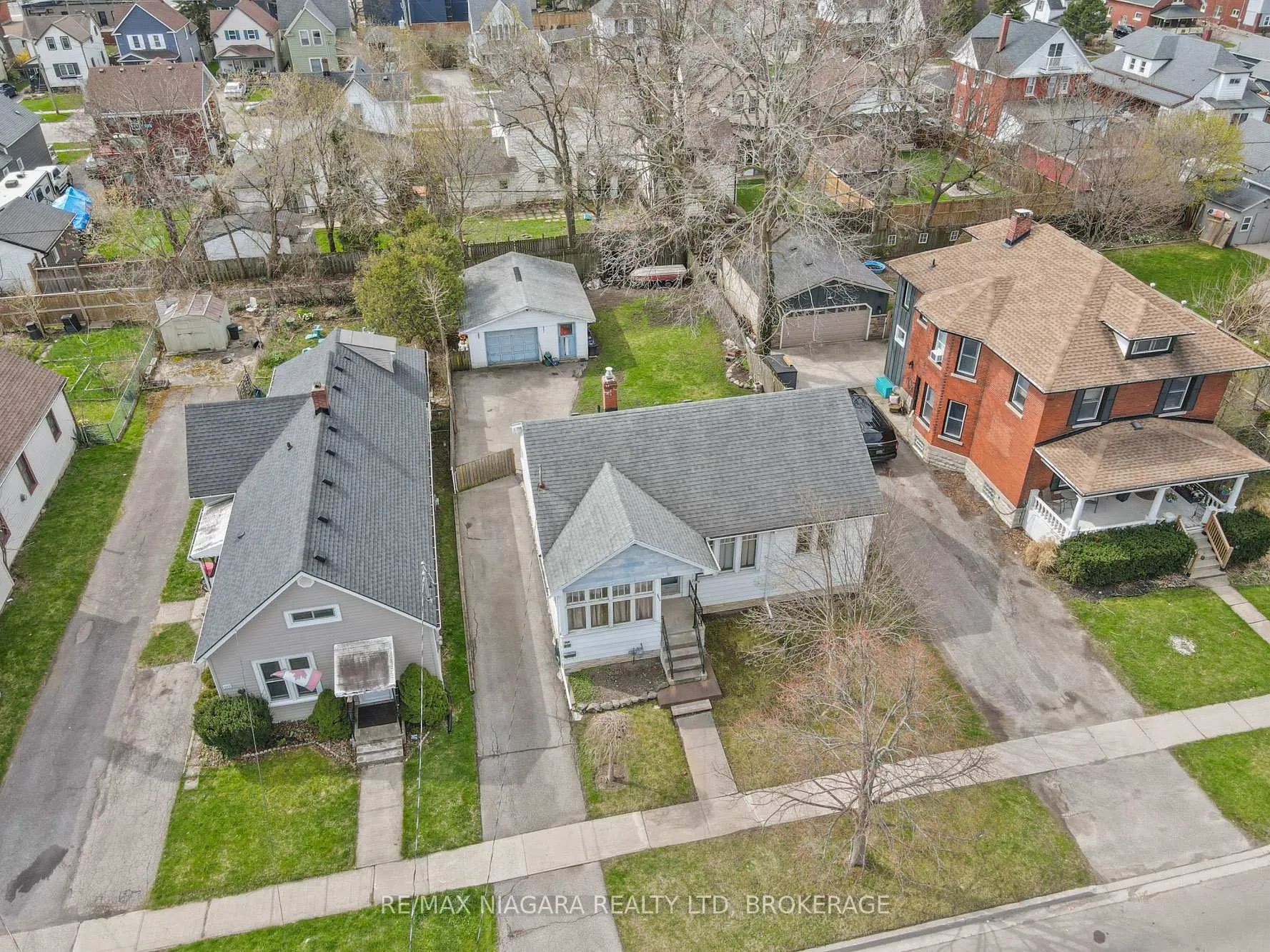 Photo of 215 Phipps Street