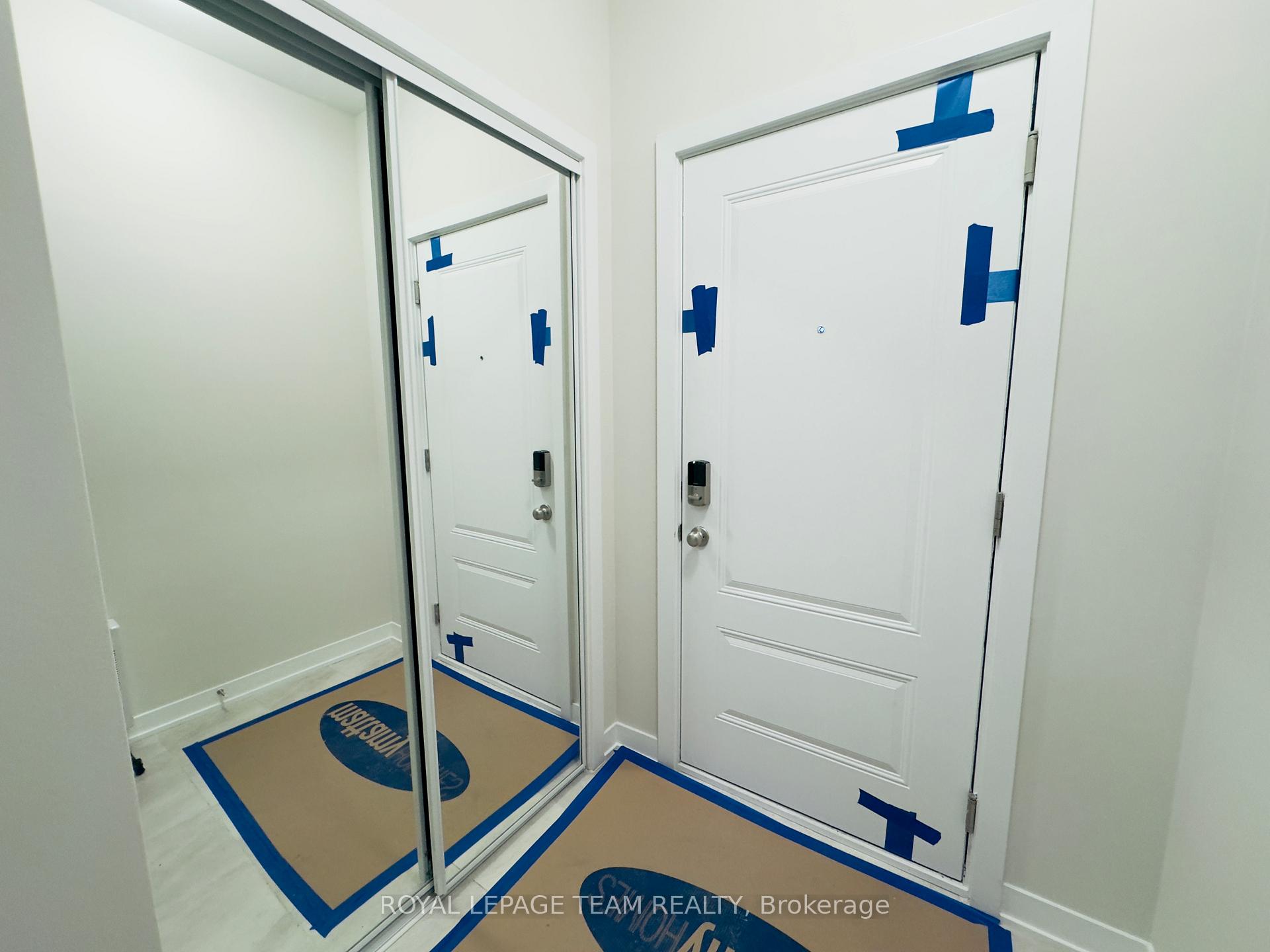 Photo 3 of 712 Parnian Private, Ottawa, Barrhaven - Half Moon Bay — HOMEH