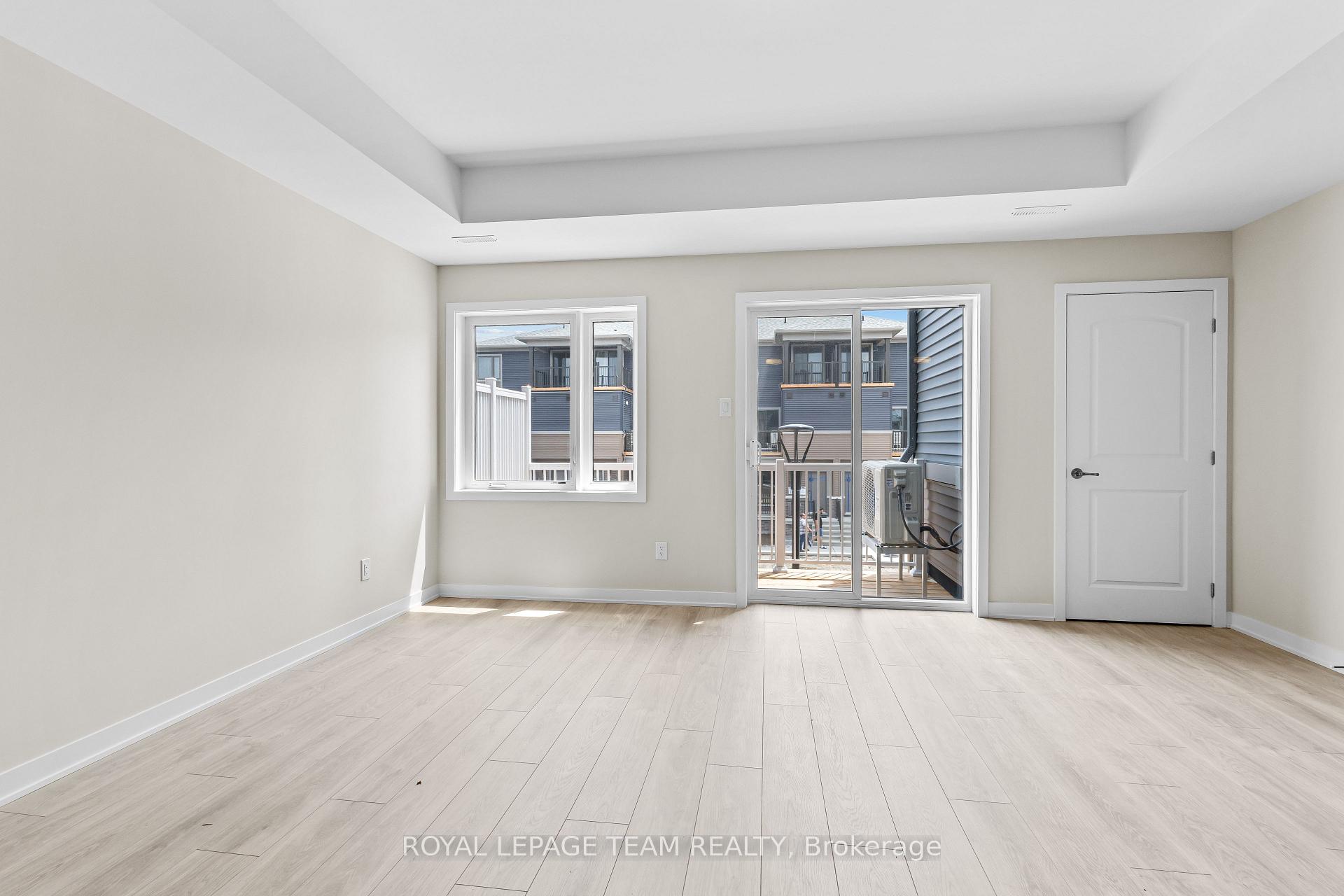 Photo 9 of 712 Parnian Private, Ottawa, Barrhaven - Half Moon Bay — HOMEH