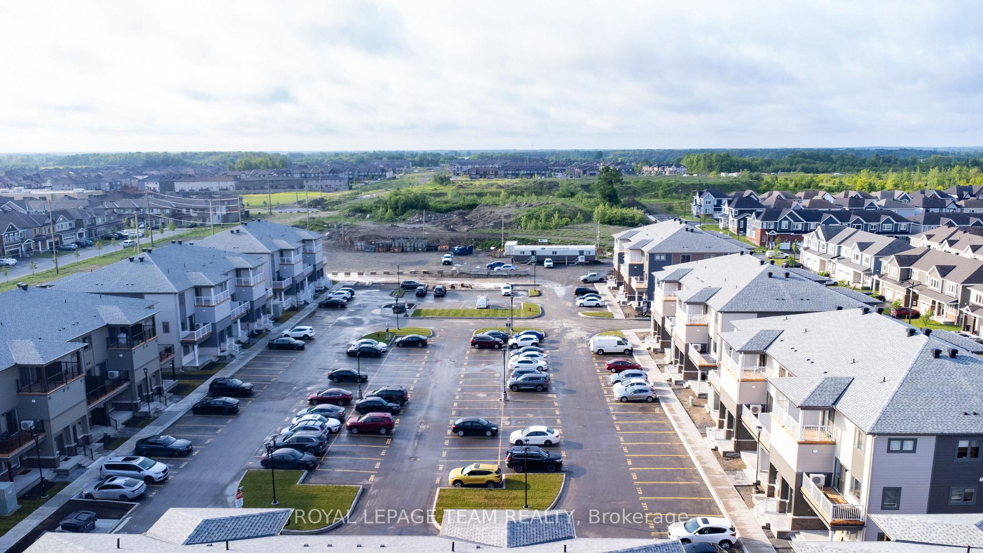 Photo 20 of 712 Parnian Private, Ottawa, Barrhaven - Half Moon Bay — HOMEH