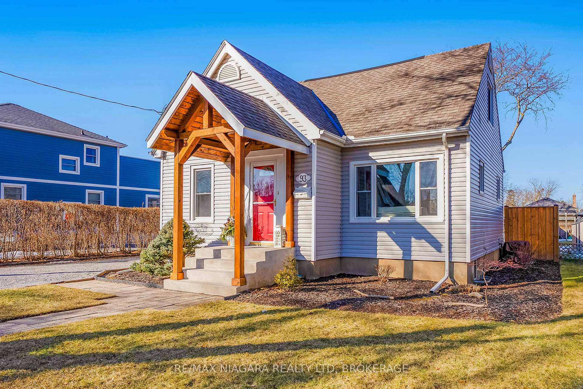 Photo 3 of 93 Else Street, St. Catharines, Vine/Linwell — HOMEH