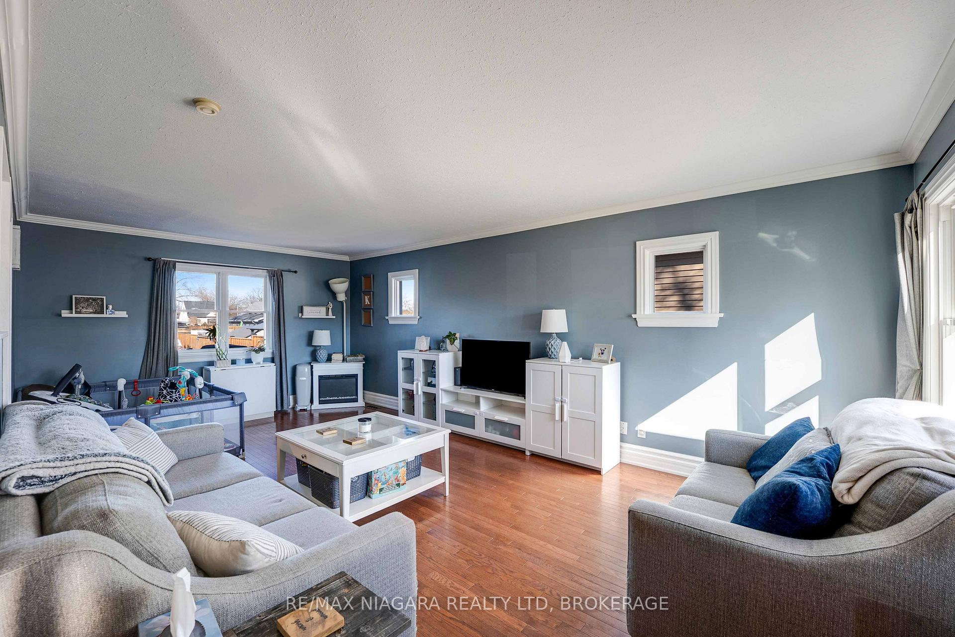 Photo 5 of 93 Else Street, St. Catharines, Vine/Linwell — HOMEH