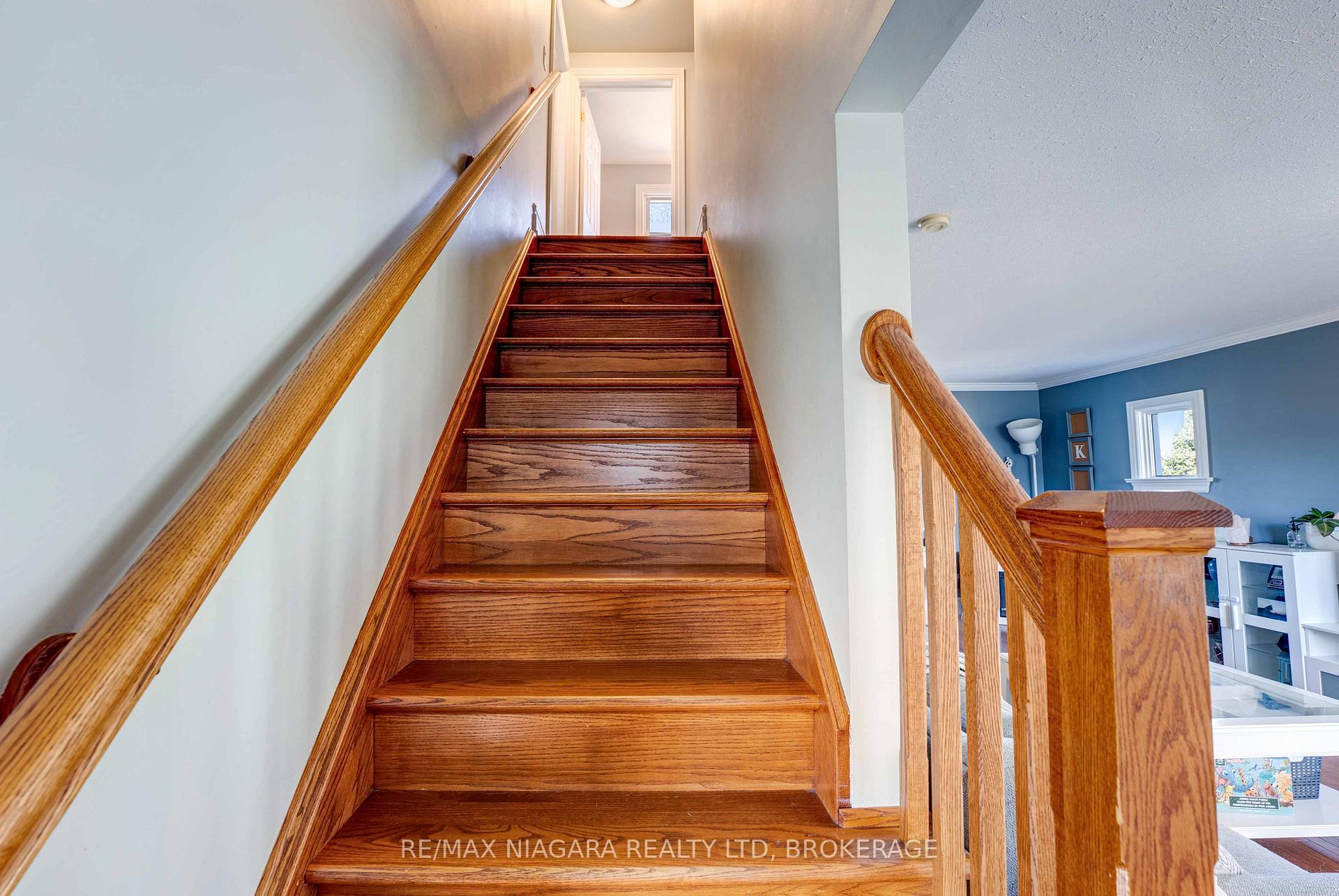 Photo 13 of 93 Else Street, St. Catharines, Vine/Linwell — HOMEH