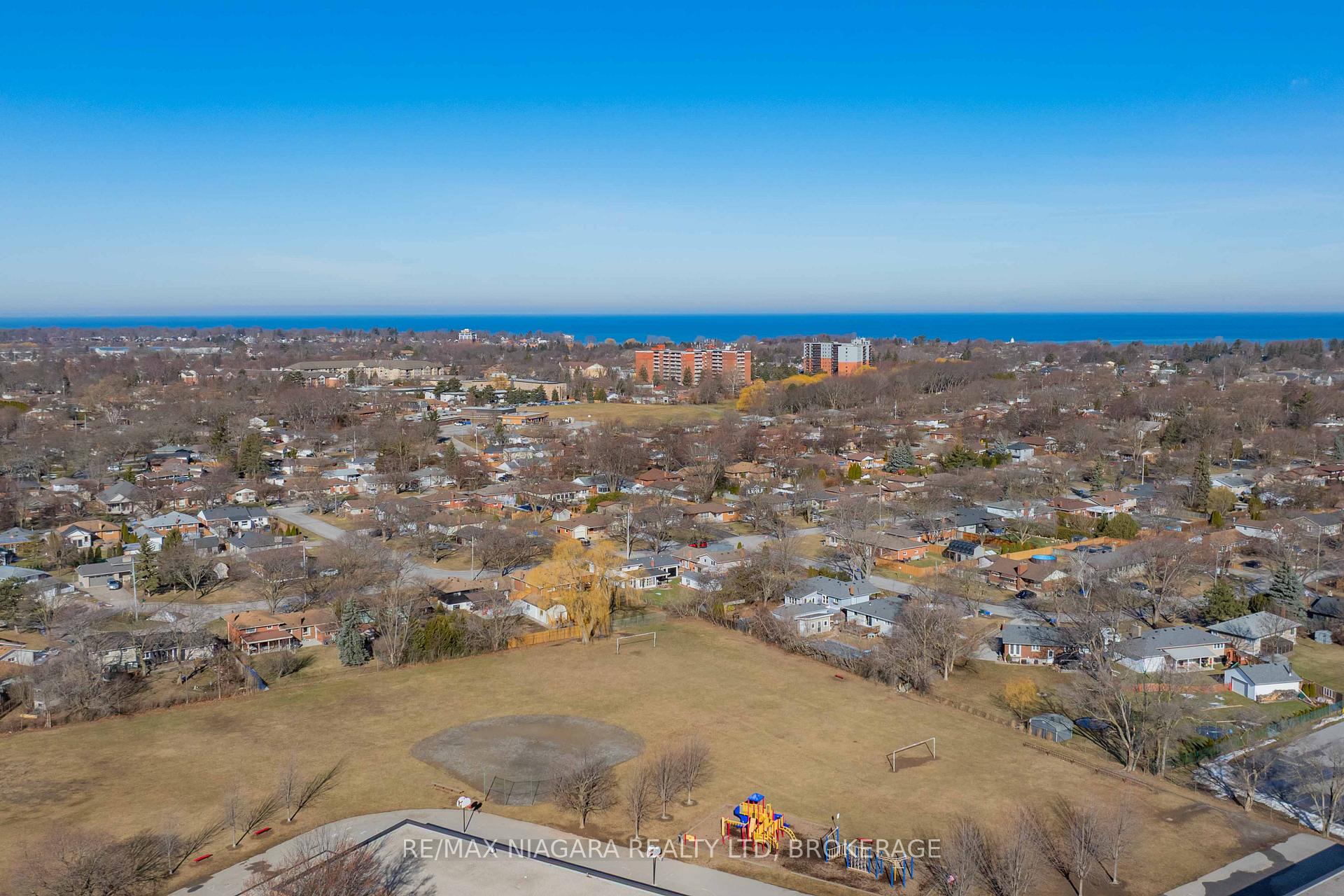 Photo 36 of 93 Else Street, St. Catharines, Vine/Linwell — HOMEH