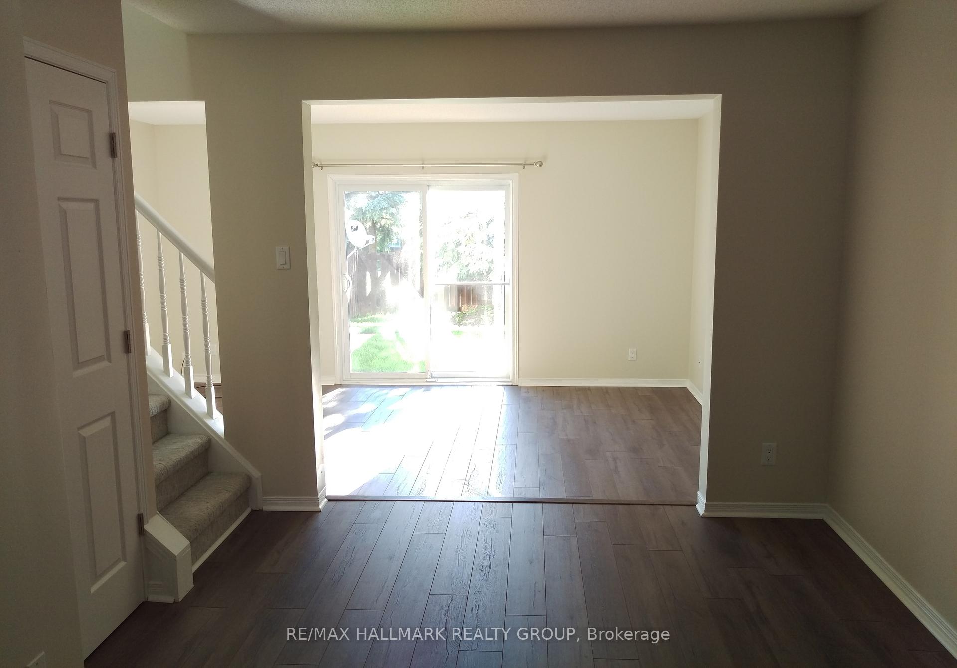 Photo 7 of 6464 Colony Square, Ottawa, Convent Glen North — HOMEH