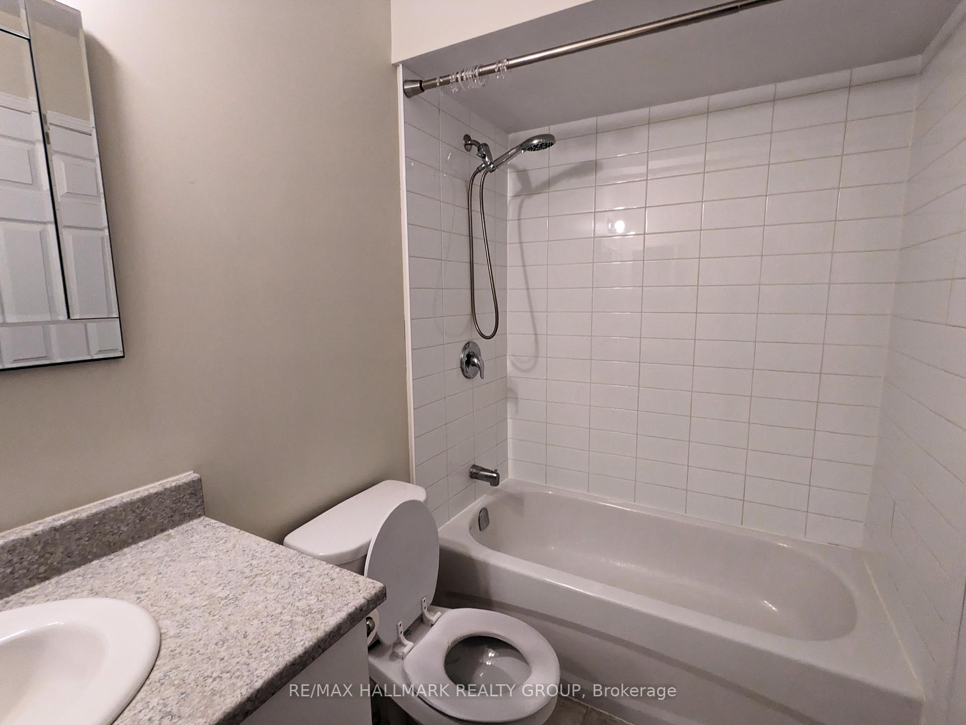Photo 45 of 6464 Colony Square, Ottawa, Convent Glen North — HOMEH