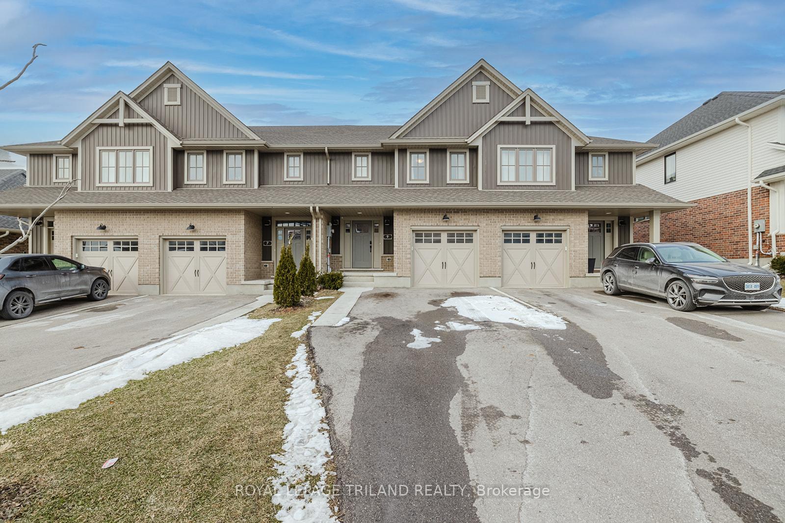 Front of 9 Charter Creek Court
