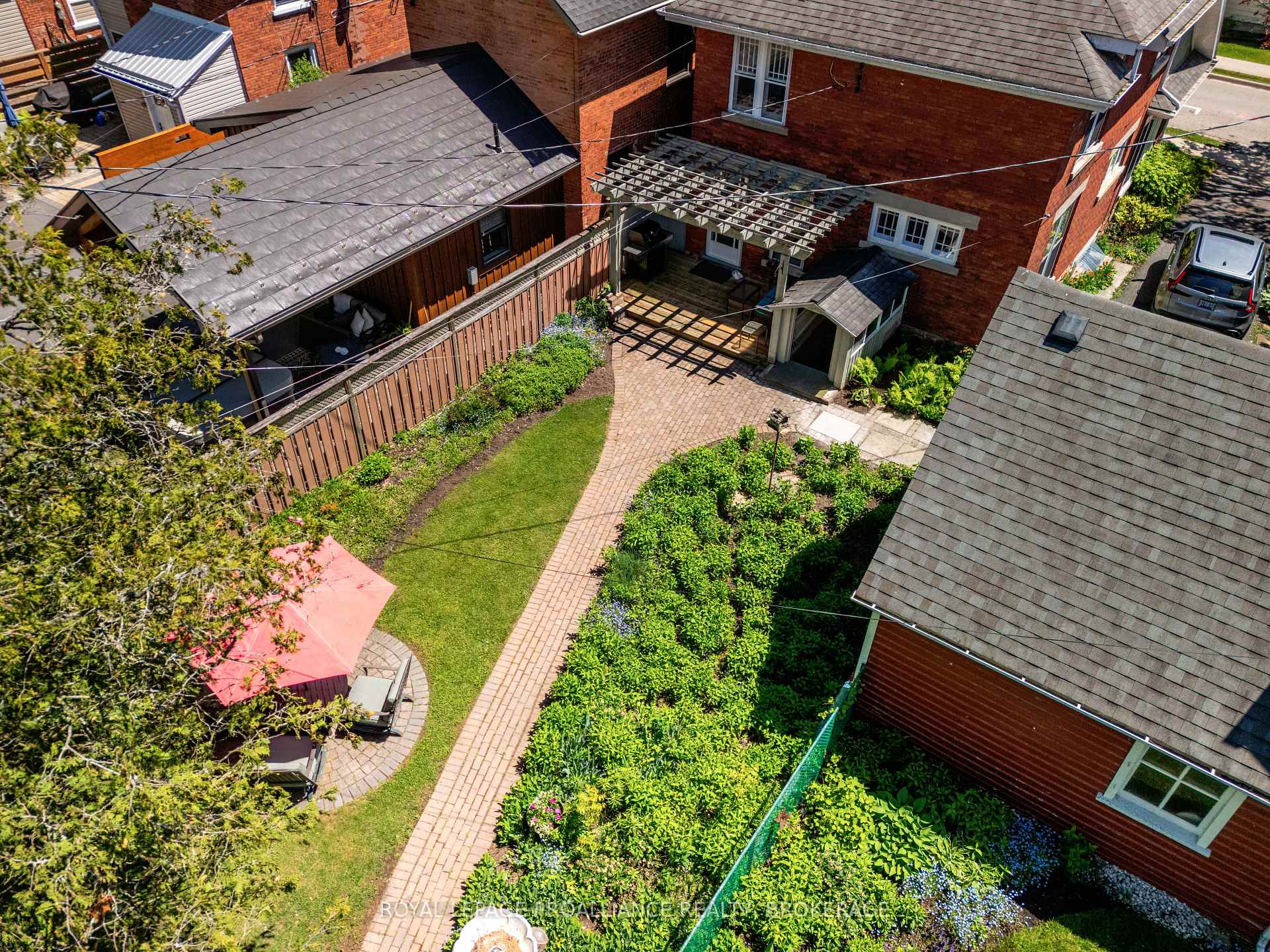 Photo 13 of 104 John Street, Gananoque — HOMEH