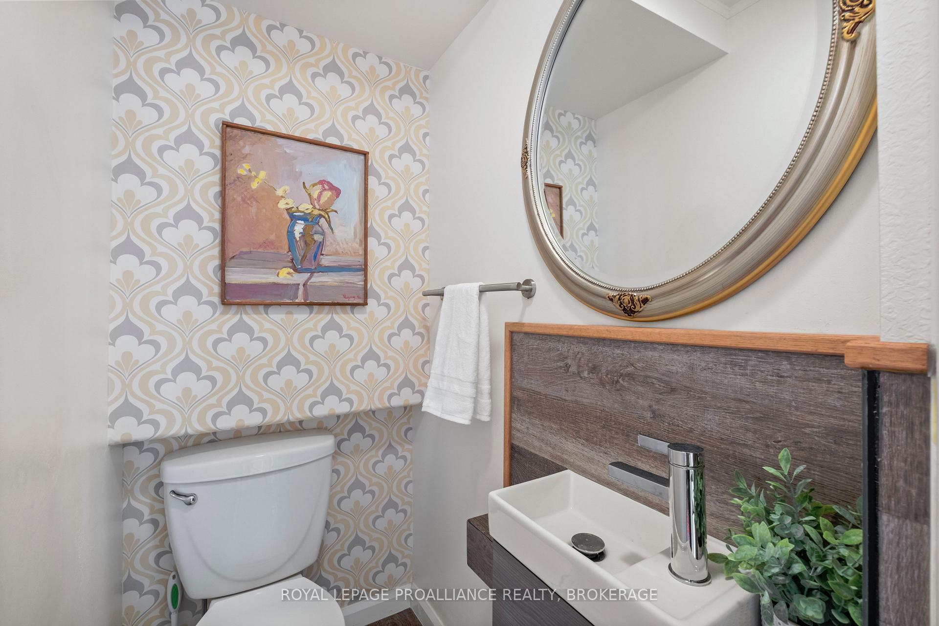 Photo 30 of 104 John Street, Gananoque — HOMEH