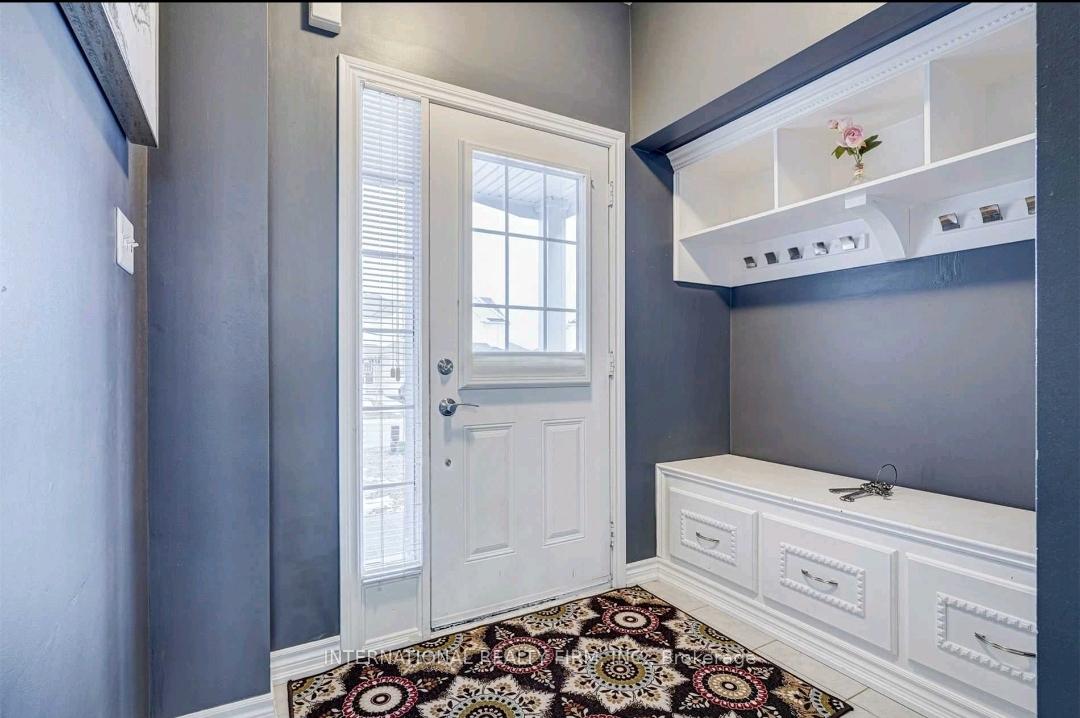 Photo 2 of 40 Forrester Drive, Clarington, Bowmanville — HOMEH