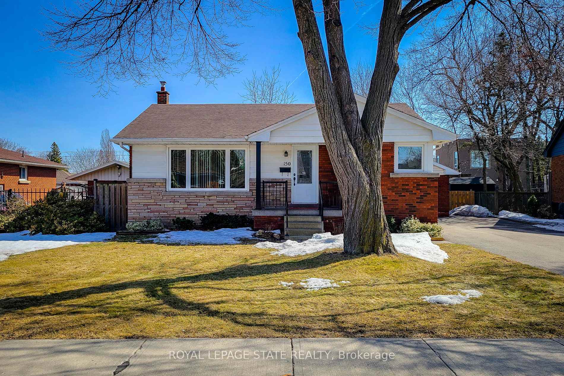 Photo 22 of 150 Laurier Avenue, Hamilton, Buchanan — HOMEH