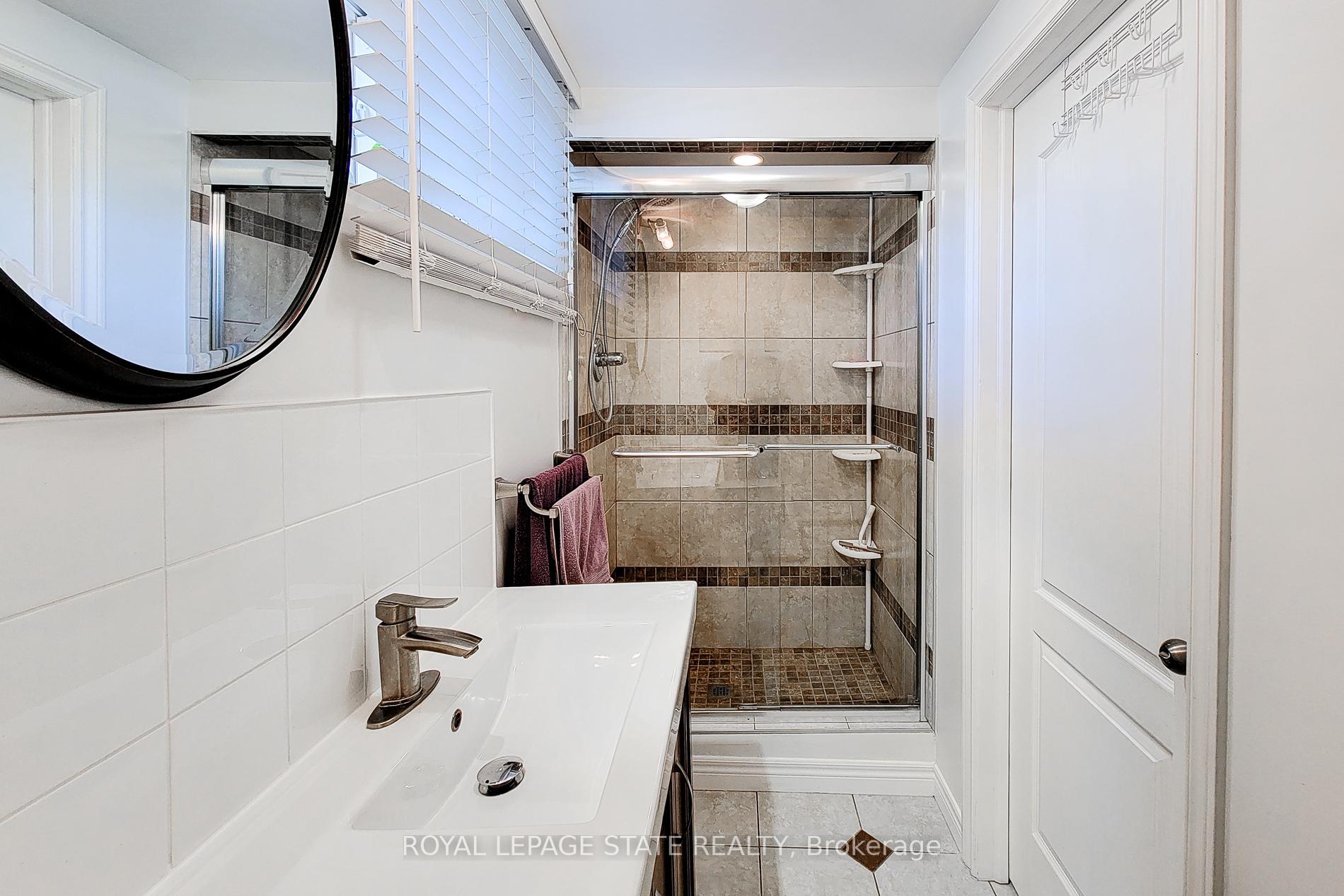 Photo 53 of 150 Laurier Avenue, Hamilton, Buchanan — HOMEH