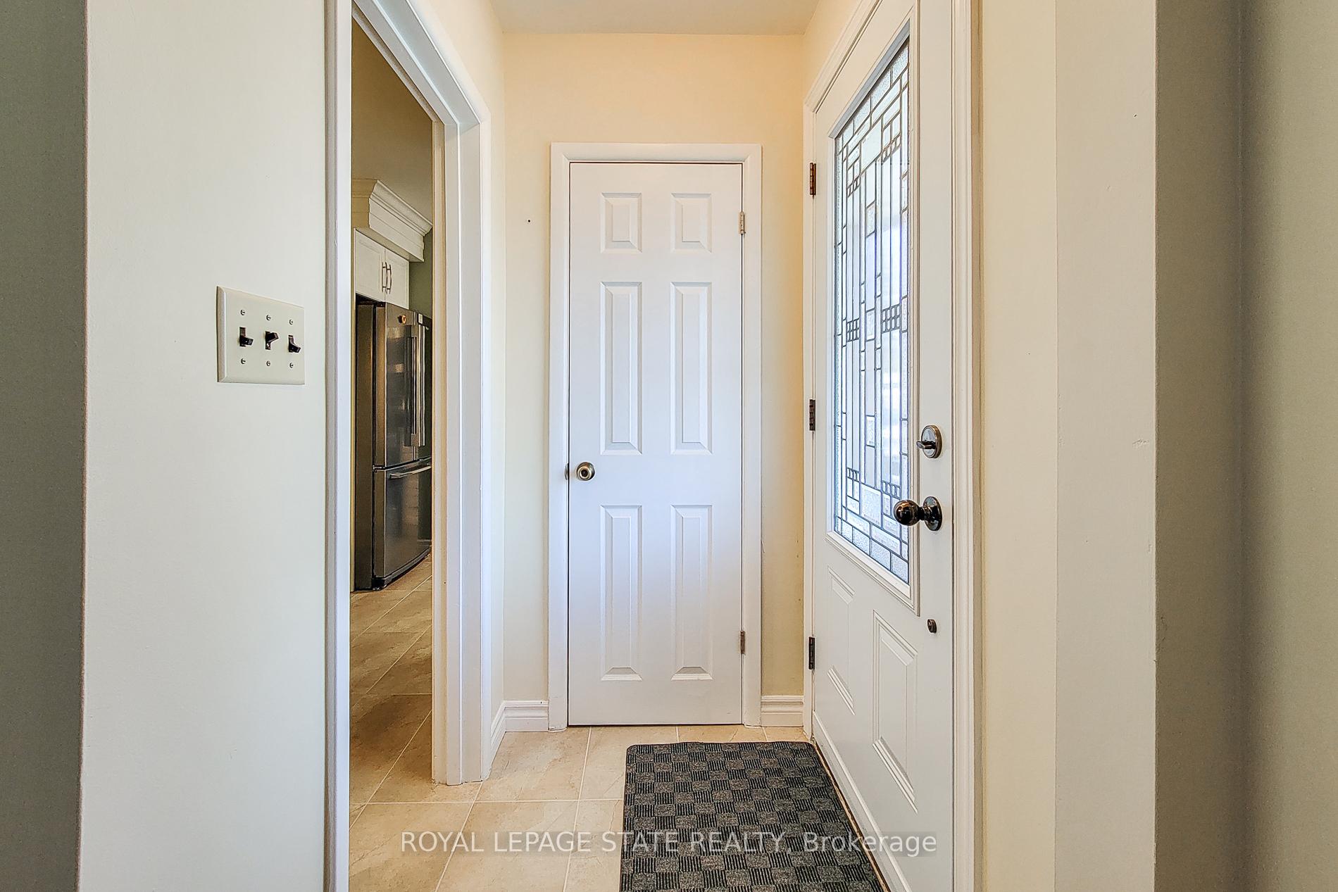 Photo 5 of 150 Laurier Avenue, Hamilton, Buchanan — HOMEH