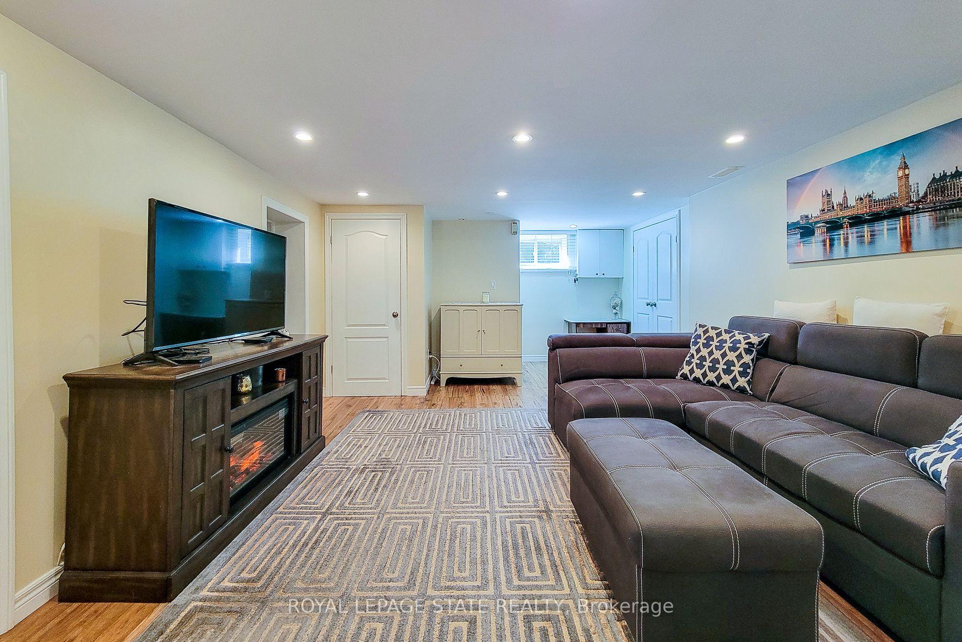 Photo 66 of 150 Laurier Avenue, Hamilton, Buchanan — HOMEH