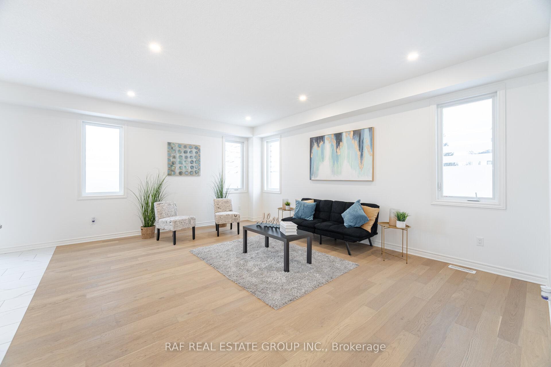 Photo 9 of 17 Welch Court, St. Thomas — HOMEH