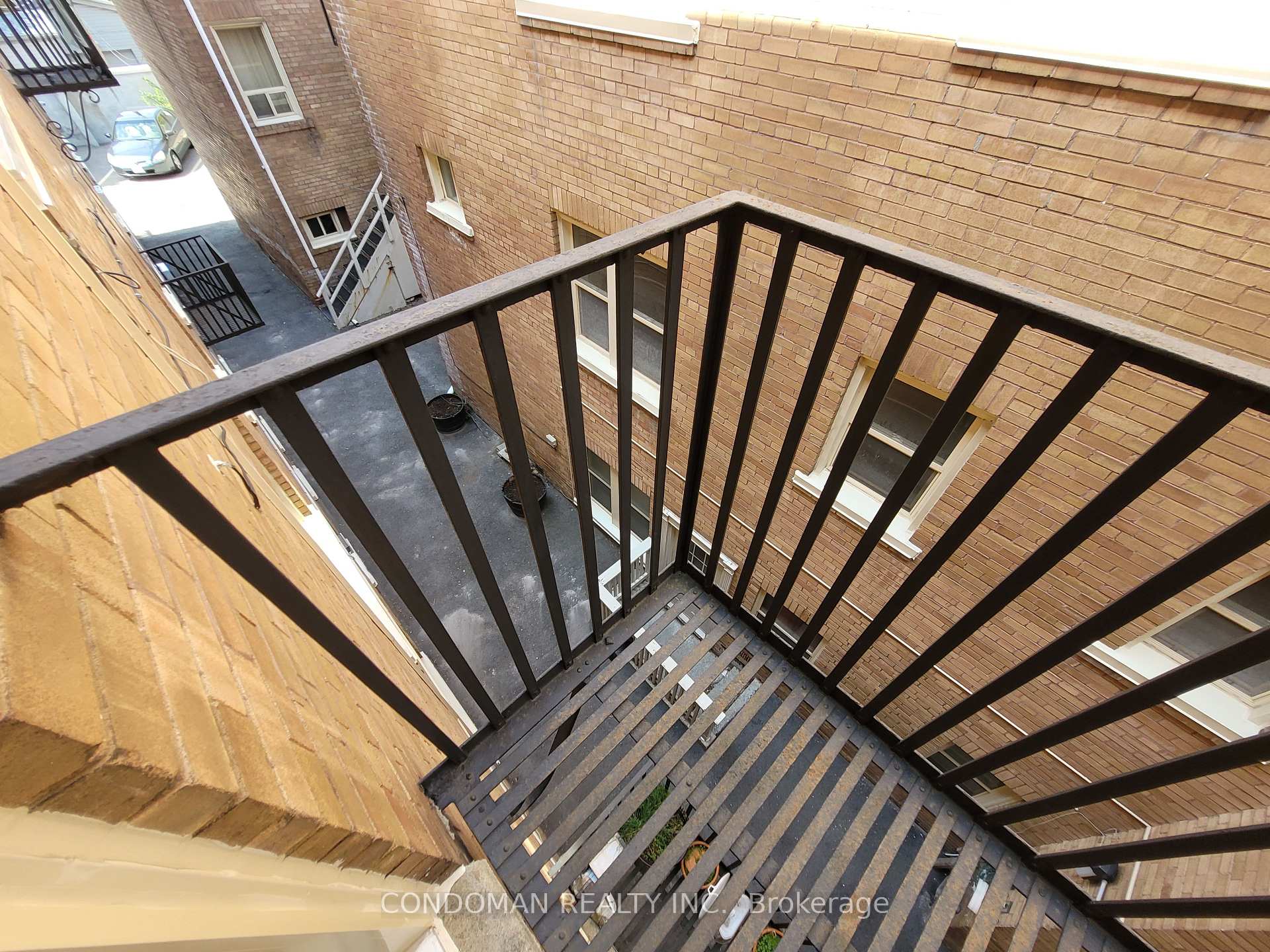 Photo 10 of Unit 14, 846 Broadview Avenue, Toronto, Playter Estates-Danforth — HOMEH