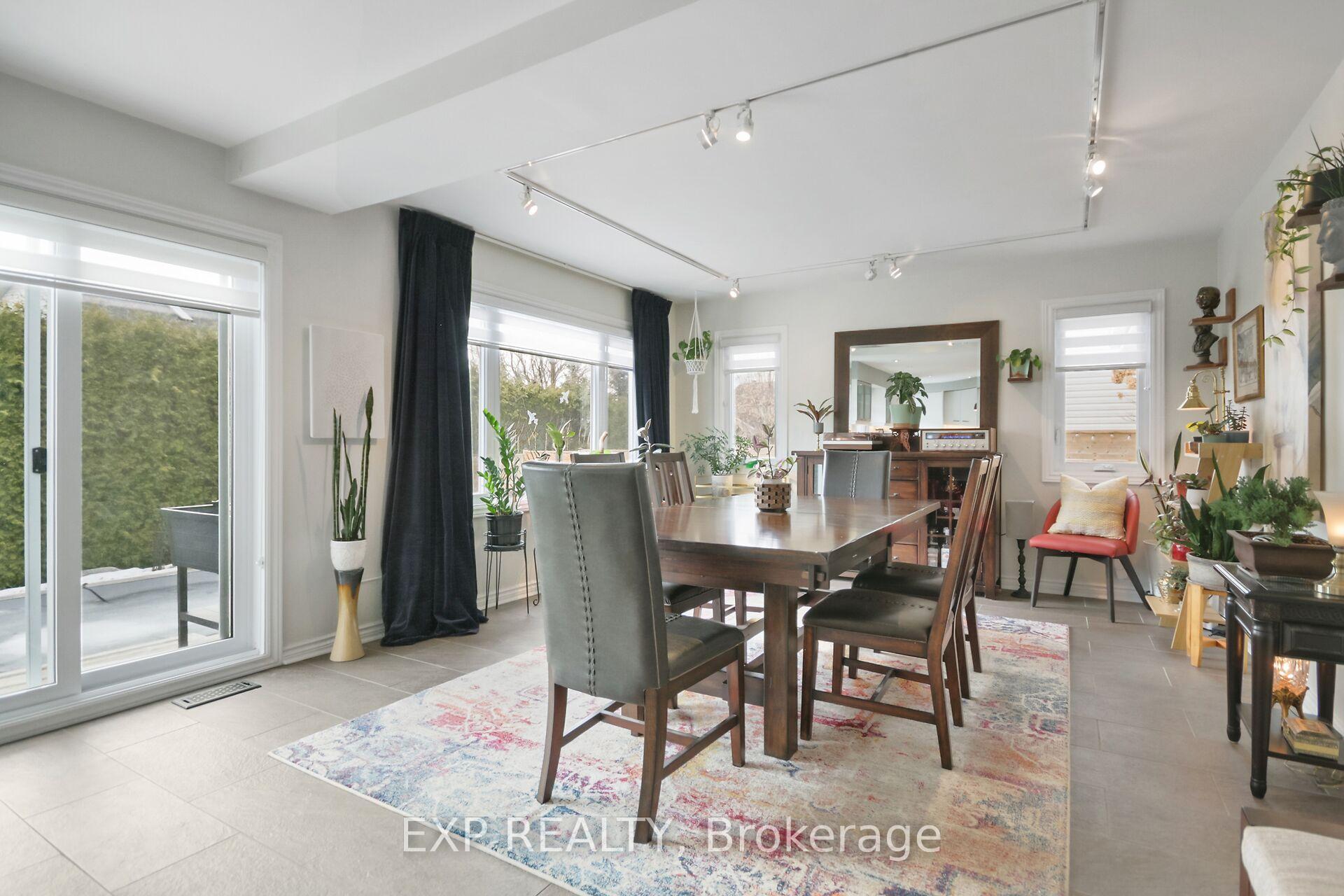 Photo 39 of 9 Hearn Crescent, Ottawa, Stittsville (South) — HOMEH