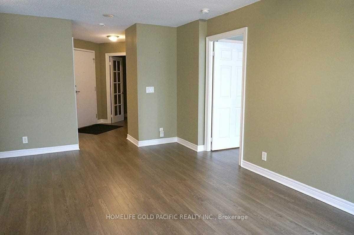 Photo 6 of Unit 211, 33 Cox Boulevard, Markham, Unionville — HOMEH