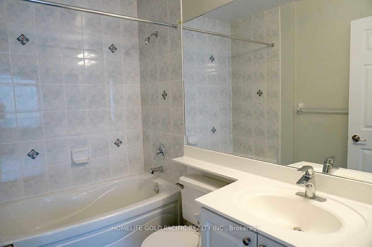 Photo 12 of Unit 211, 33 Cox Boulevard, Markham, Unionville — HOMEH