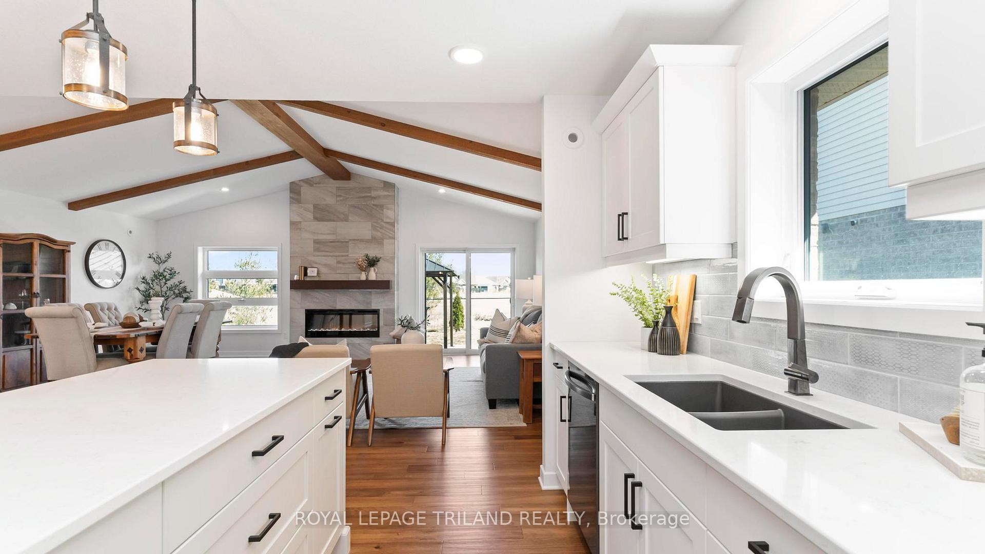 Photo 15 of 77 Benjamin Parkway, St. Thomas — HOMEH