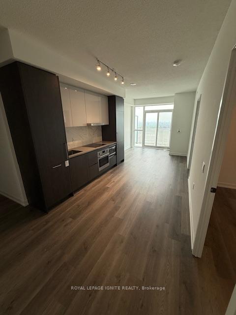 Photo 9 of Unit 4706, 195 Commerce Street, Vaughan, Vaughan Corporate Centre — HOMEH