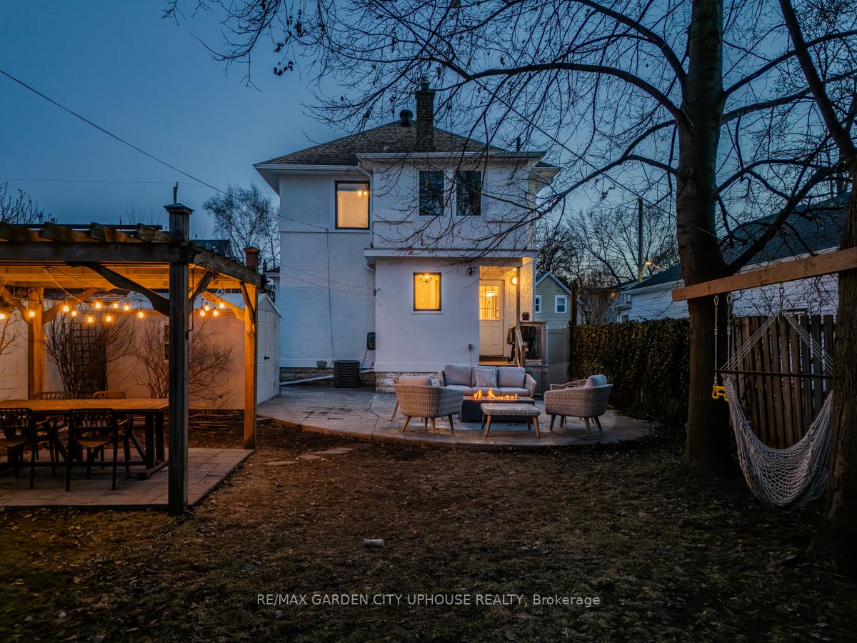 Photo 35 of 31 Dacotah Street, St. Catharines, Downtown — HOMEH