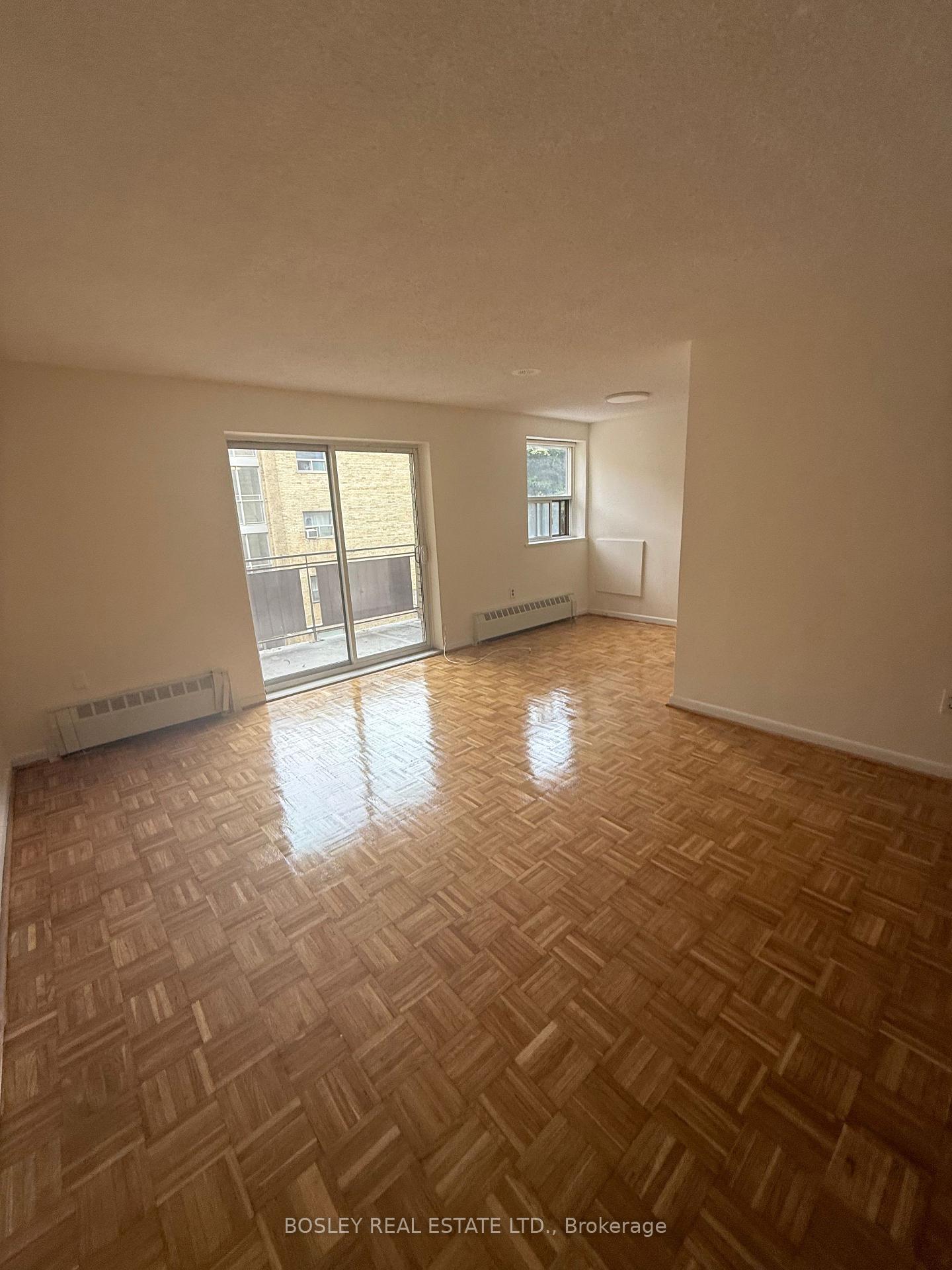 Photo 1 of Unit 305, 972 Eglinton Avenue E, Toronto, Leaside — HOMEH