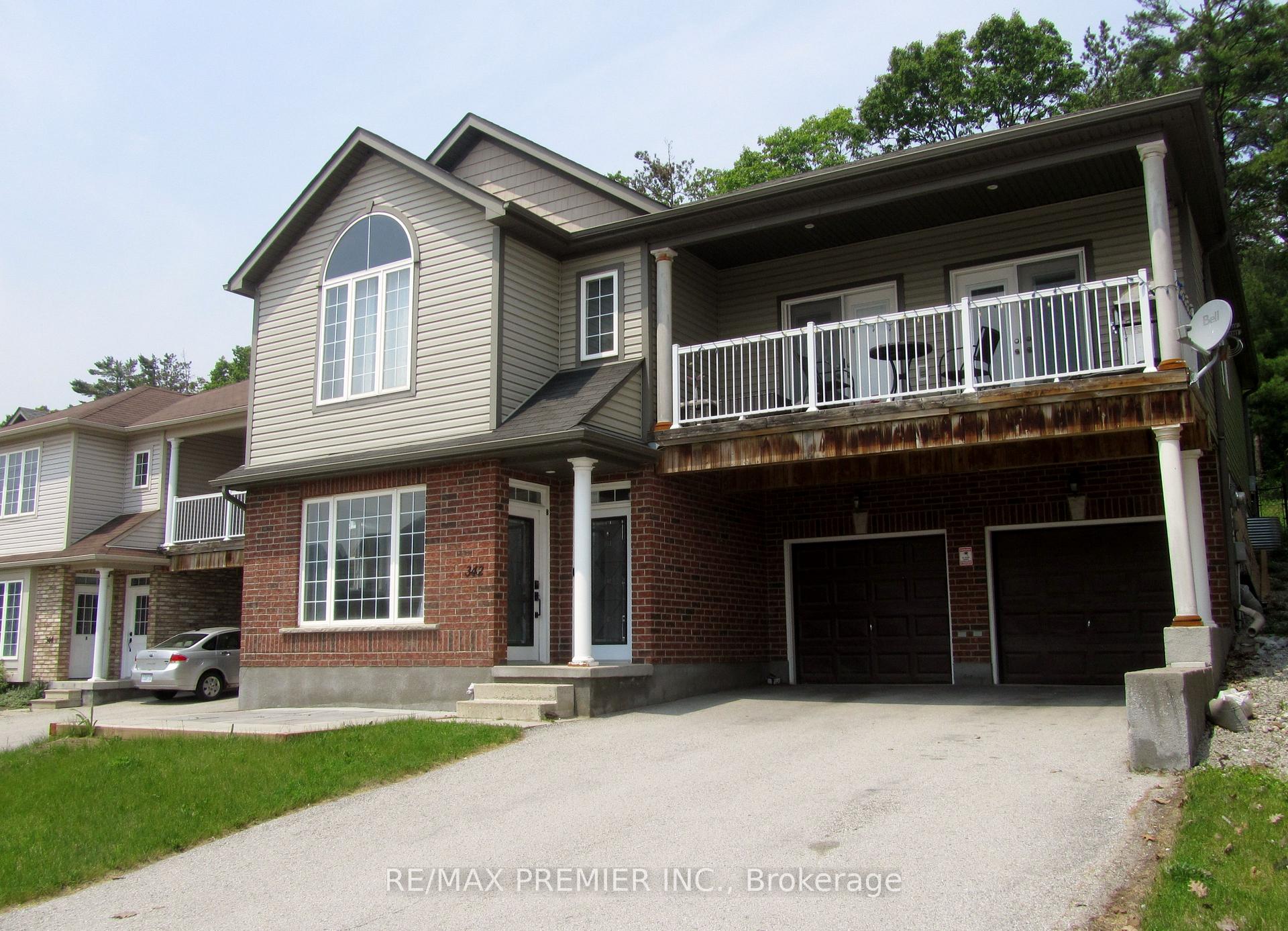 Front of Unit Unit B, 342 Edgehill Drive
