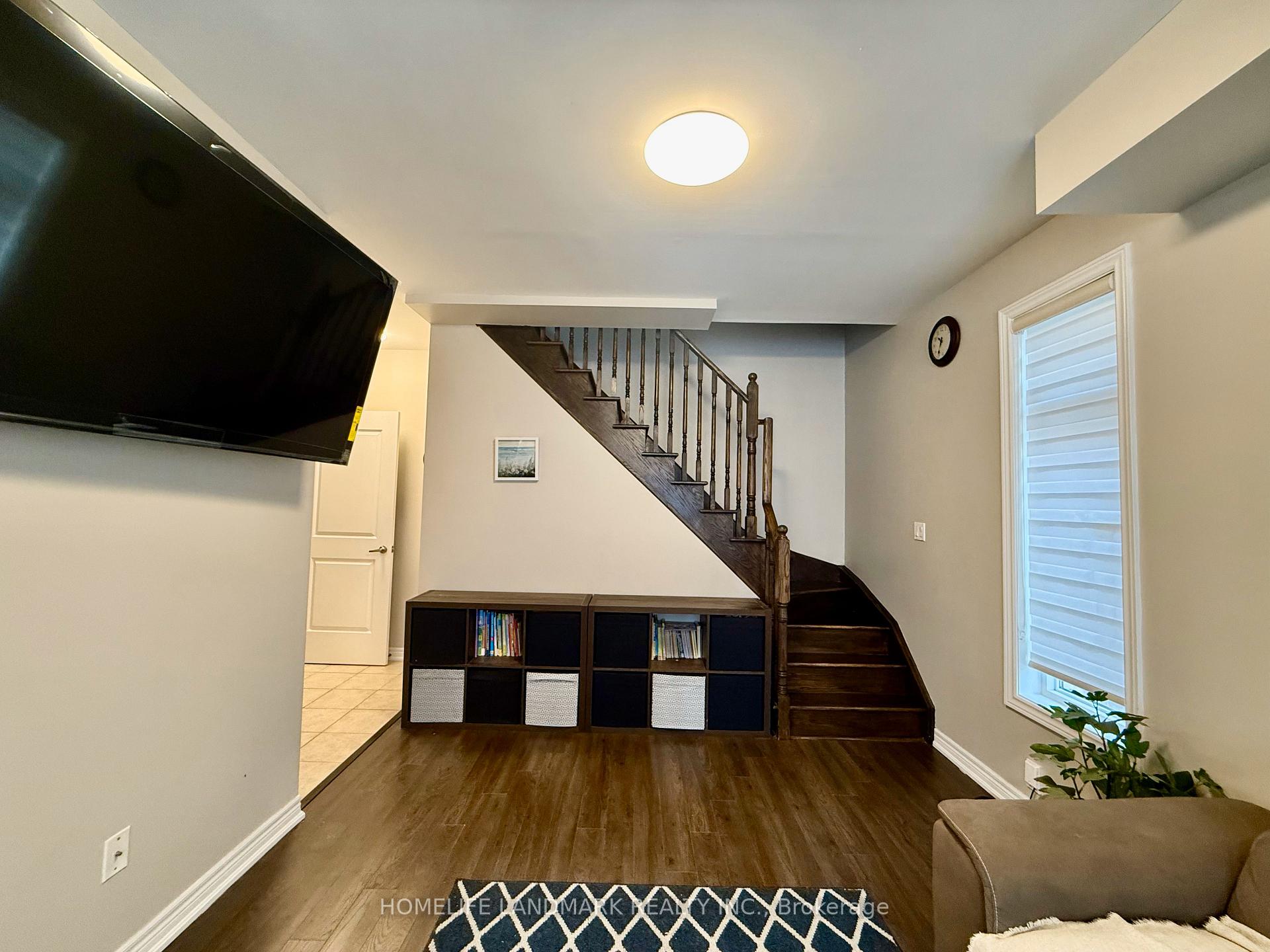 Photo 23 of Unit 20, 9601 Jane Street, Vaughan, Maple — HOMEH