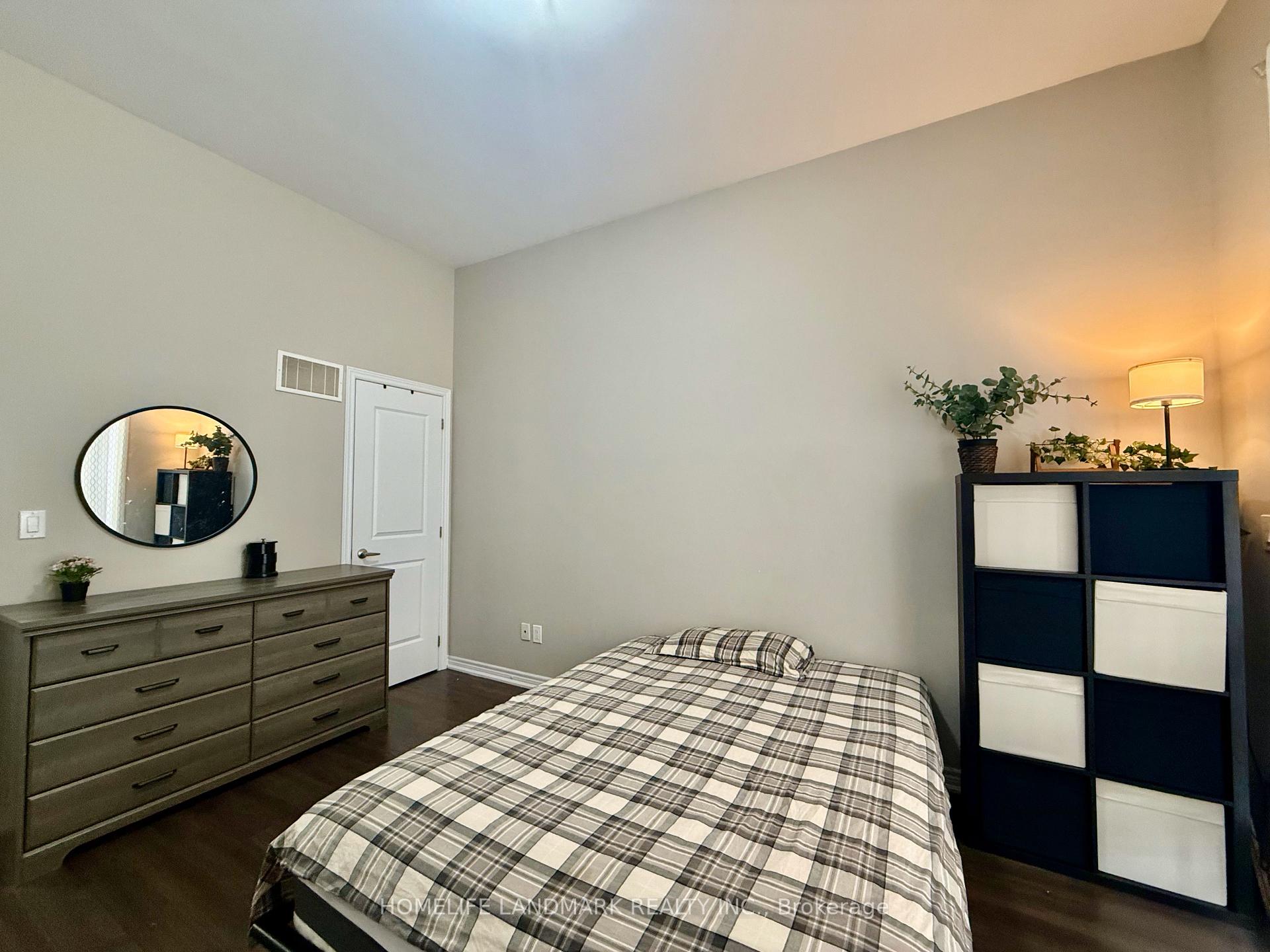 Photo 28 of Unit 20, 9601 Jane Street, Vaughan, Maple — HOMEH